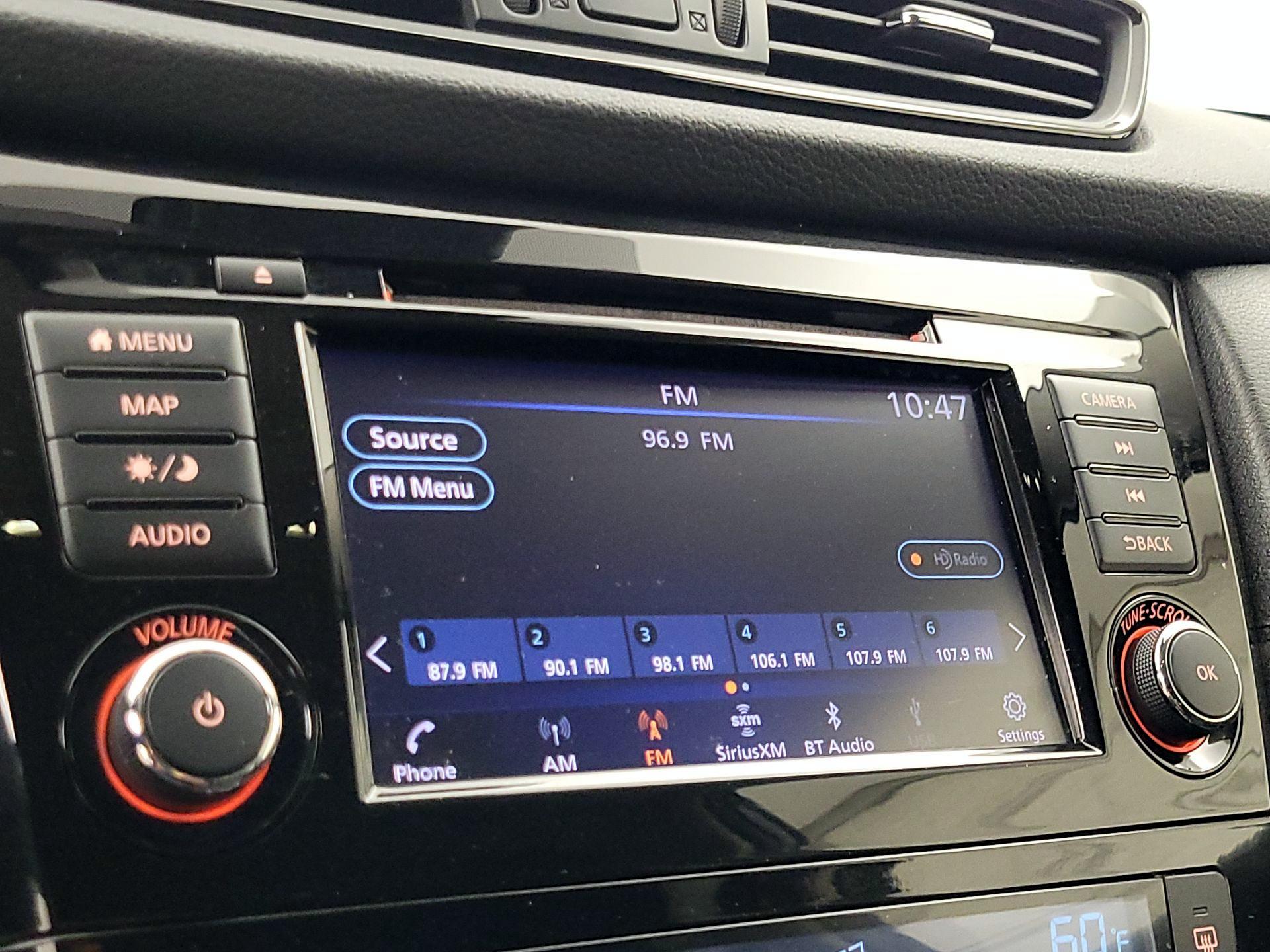 Thumbnail: 2019 Nissan Rogue - 15