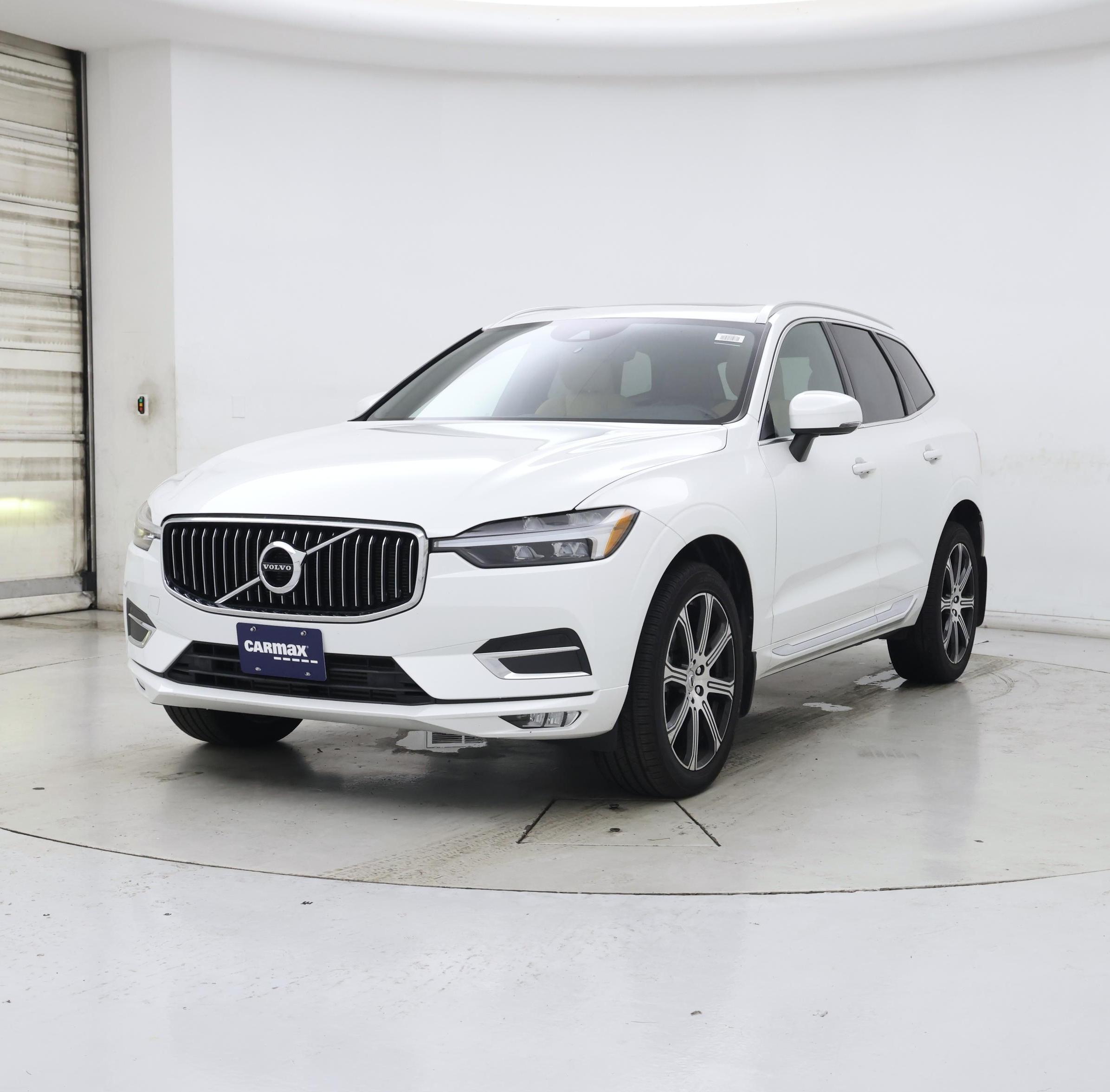 Thumbnail: 2021 Volvo XC60 - 4