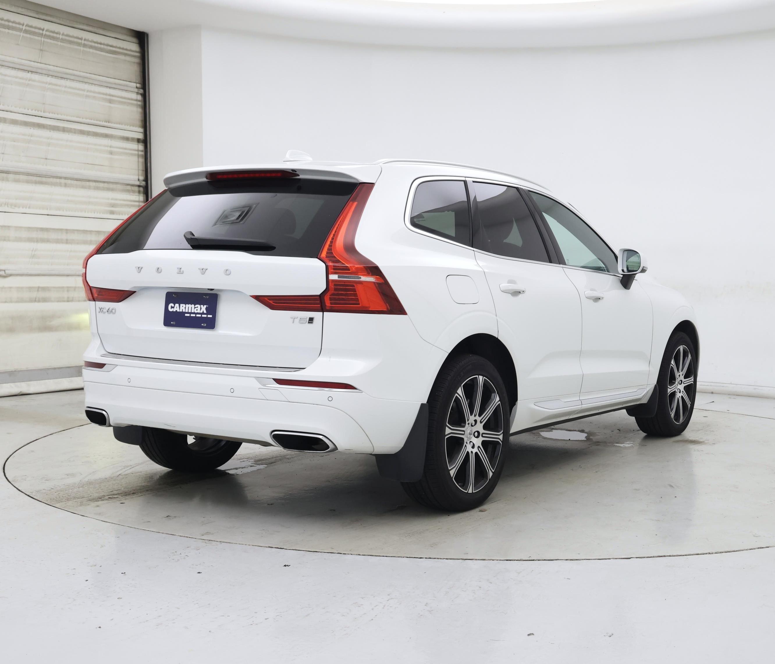 Thumbnail: 2021 Volvo XC60 - 8