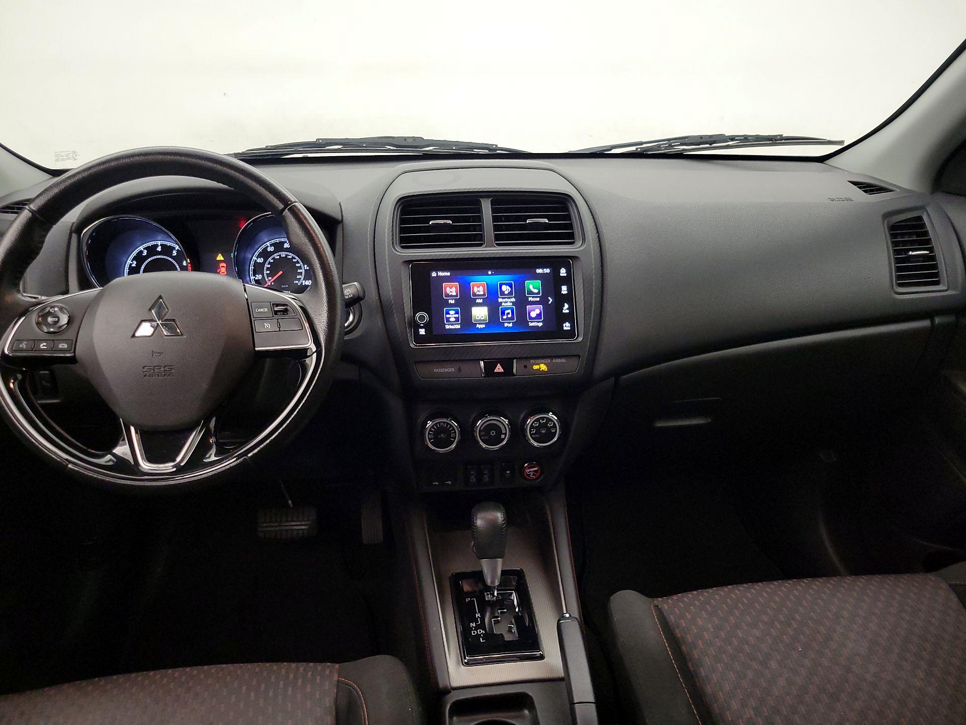 Thumbnail: 2019 Mitsubishi Outlander Sport - 9