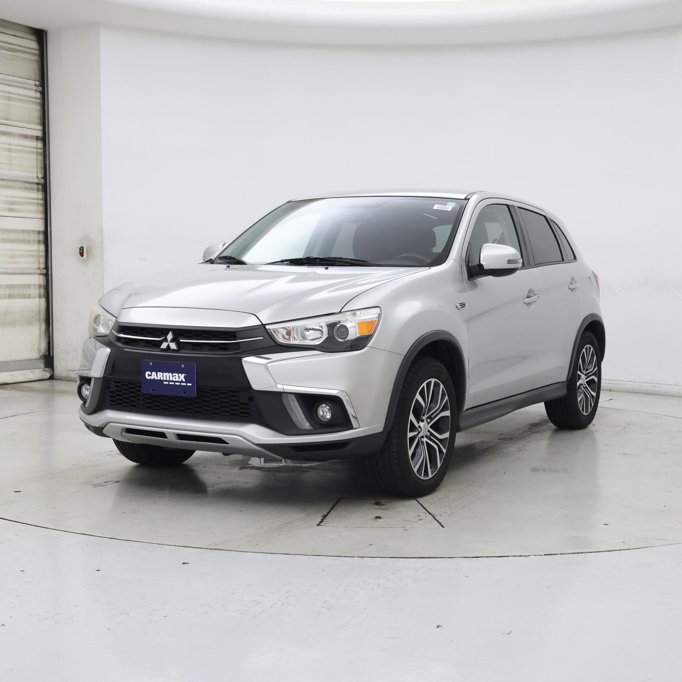 Thumbnail: 2019 Mitsubishi Outlander Sport - 4