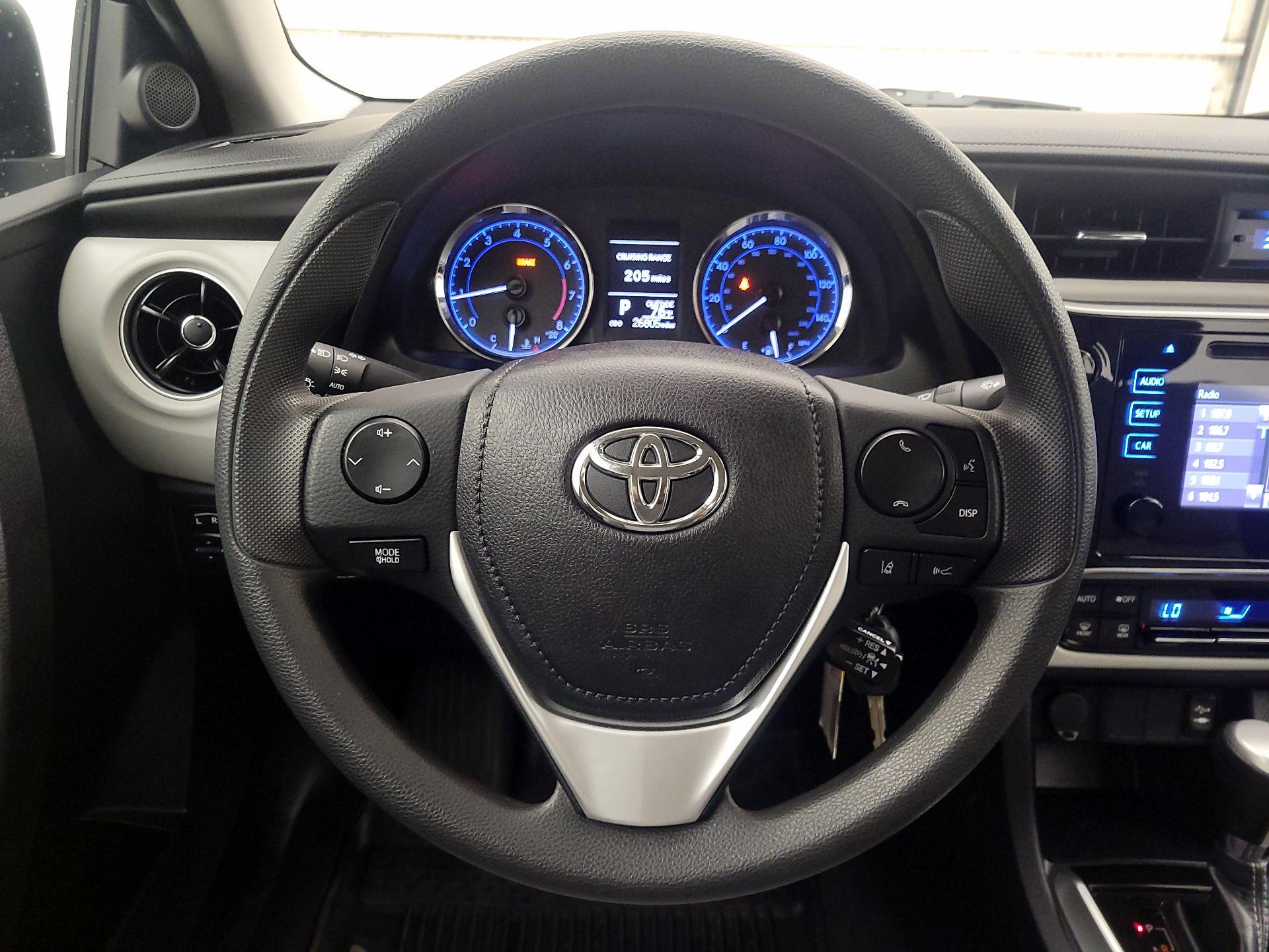 Thumbnail: 2019 Toyota Corolla - 10