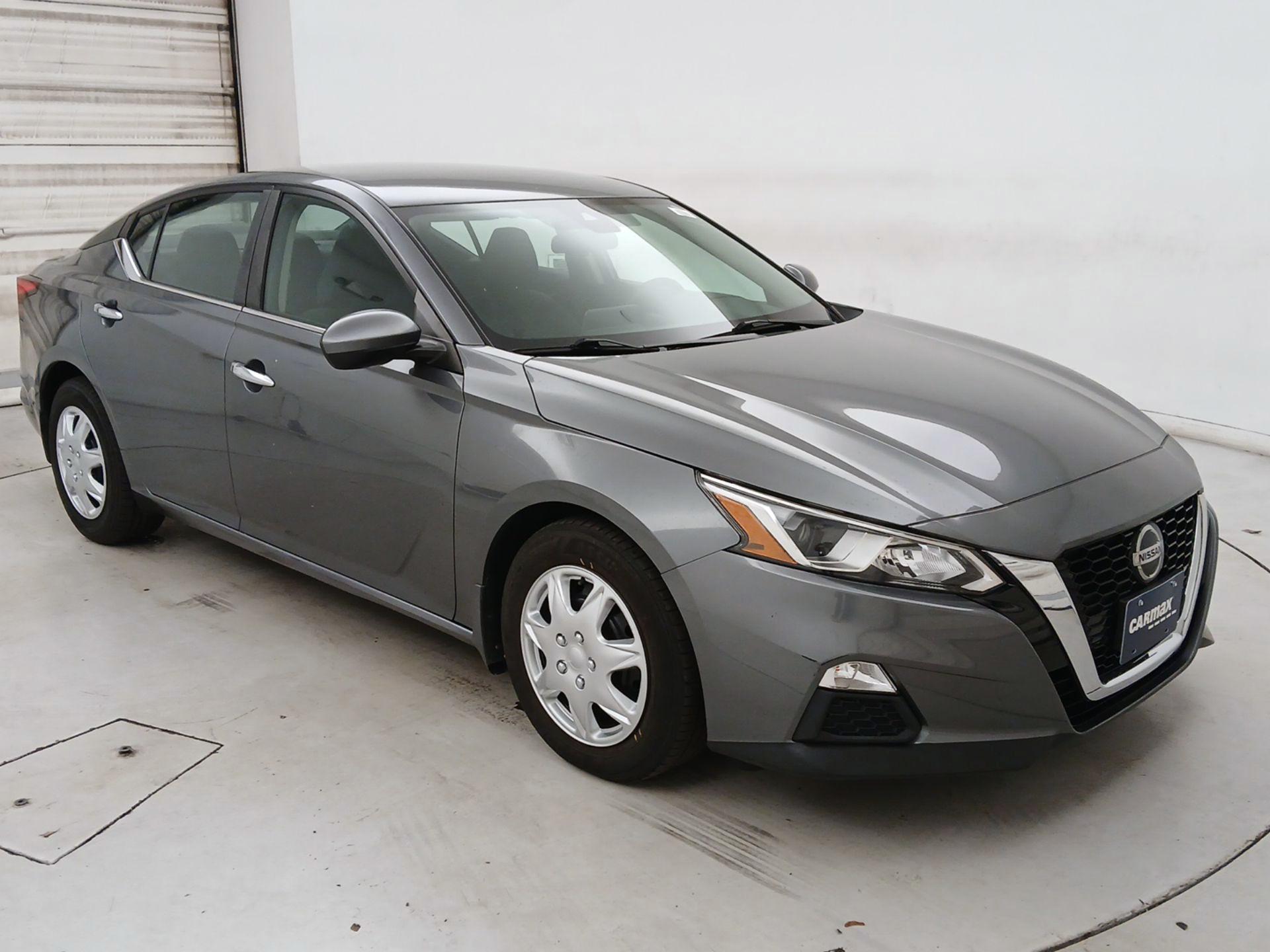 Thumbnail: 2020 Nissan Altima - 1
