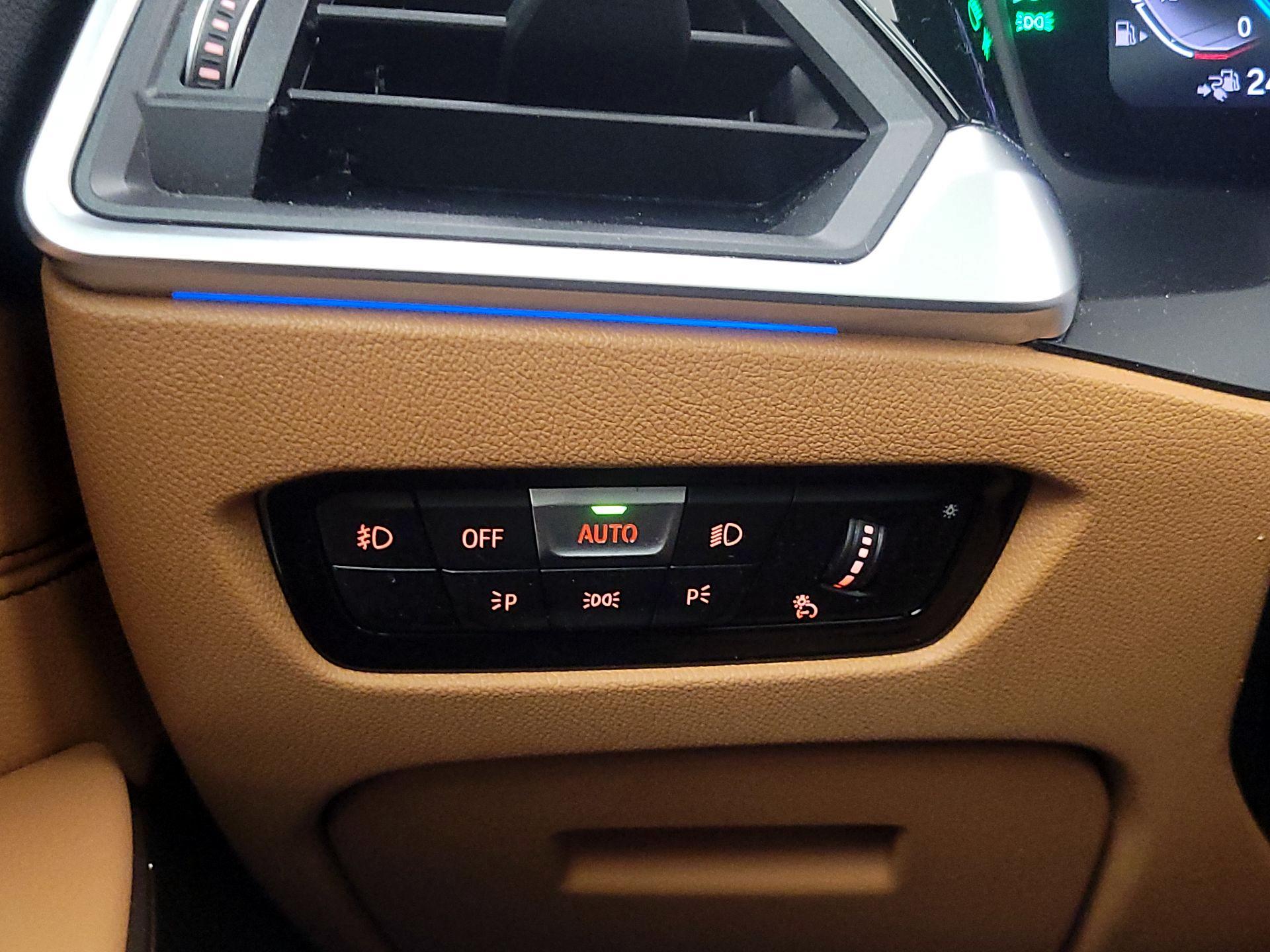 Thumbnail: 2021 BMW 3 Series - 13