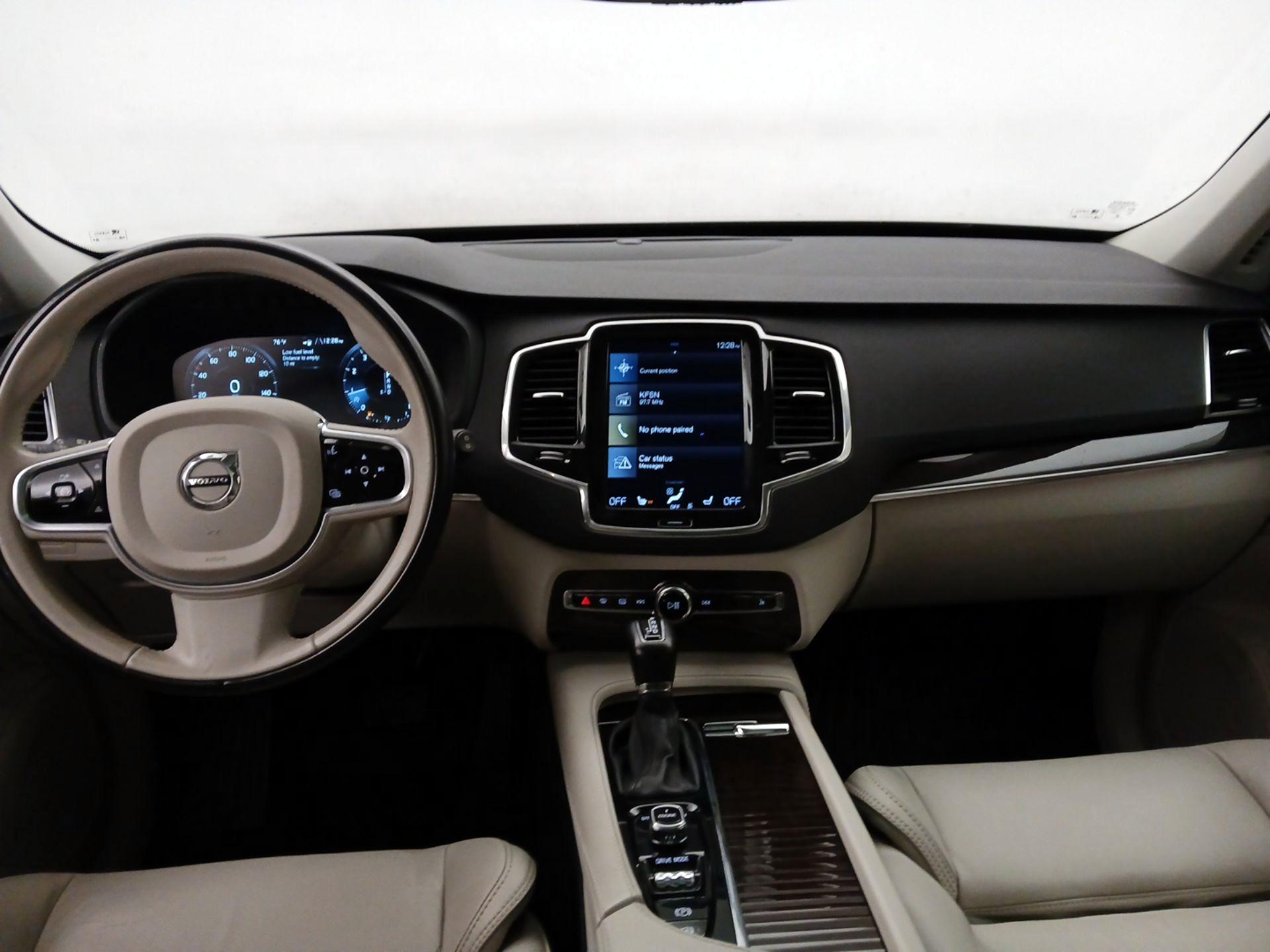 Thumbnail: 2017 Volvo XC90 - 9