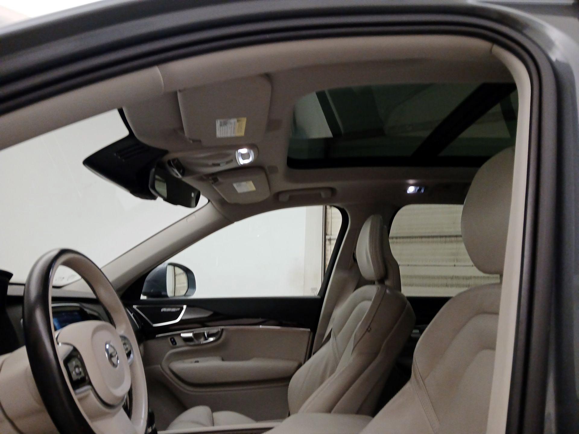 Thumbnail: 2017 Volvo XC90 - 19