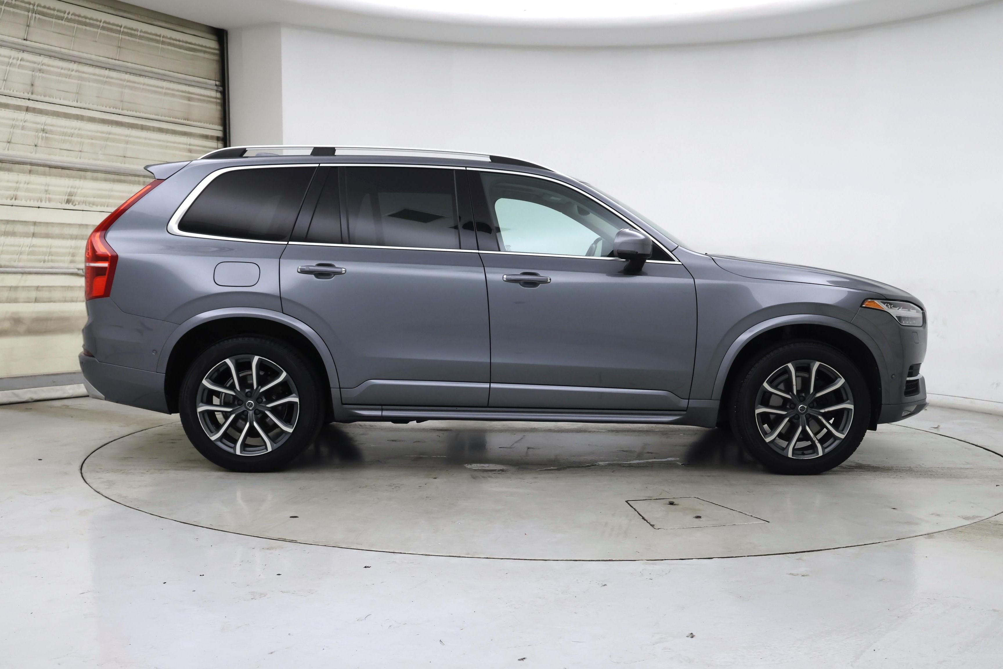 Thumbnail: 2017 Volvo XC90 - 7