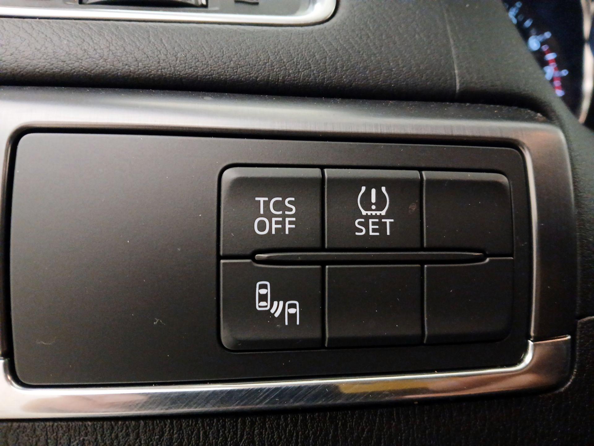Thumbnail: 2016 Mazda CX-5 - 13