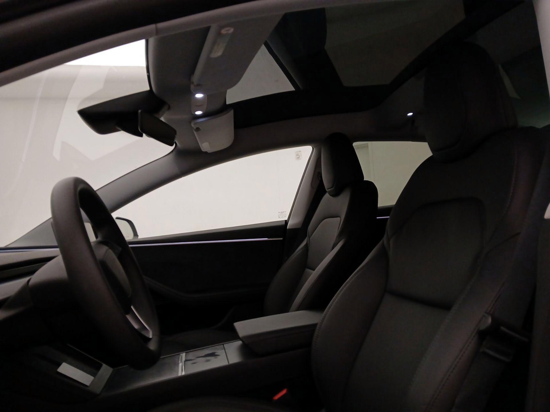 Thumbnail: 2024 Tesla Model 3 - 19