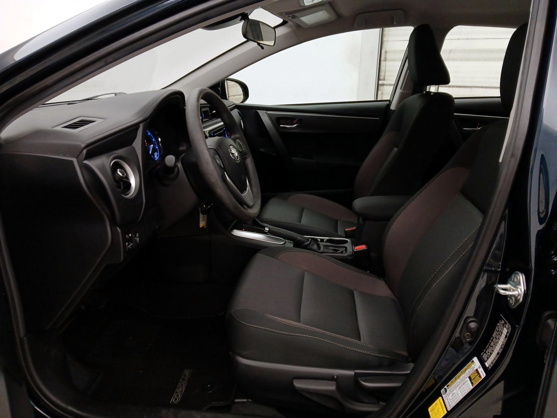 Thumbnail: 2019 Toyota Corolla - 11