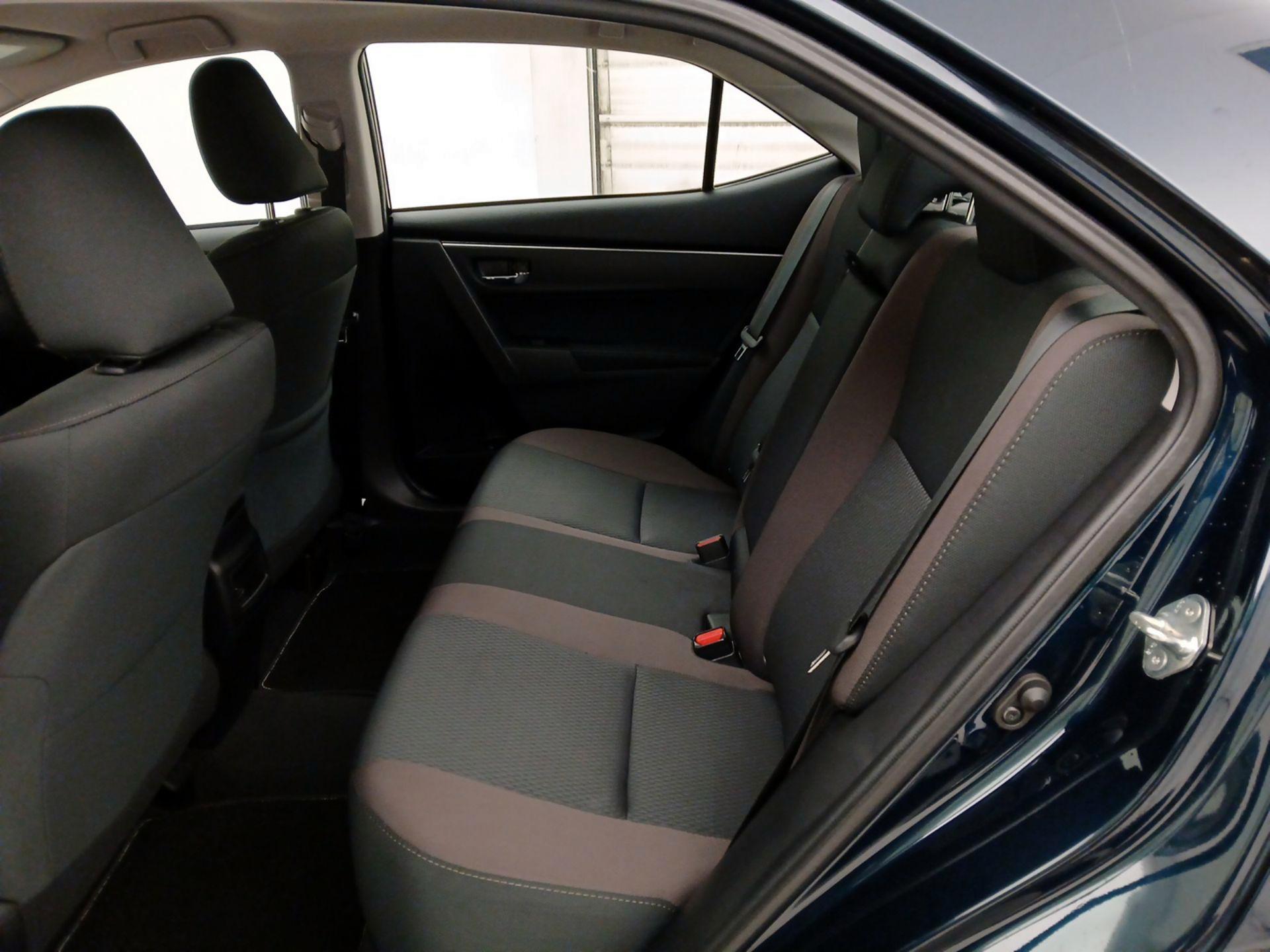 Thumbnail: 2019 Toyota Corolla - 19