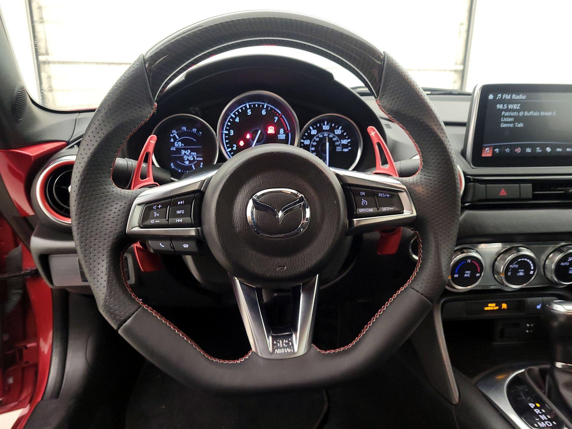 Thumbnail: 2016 Mazda MX-5 Miata - 10