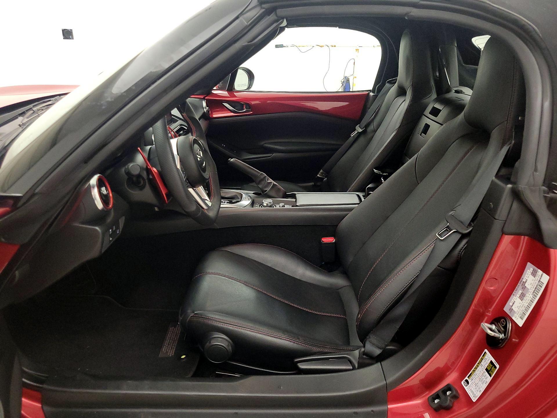 Thumbnail: 2016 Mazda MX-5 Miata - 11