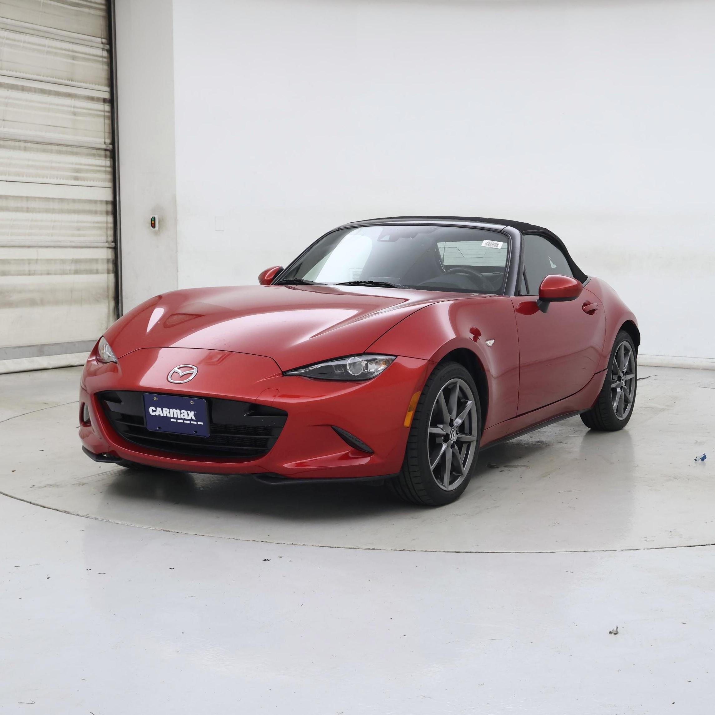 Thumbnail: 2016 Mazda MX-5 Miata - 4