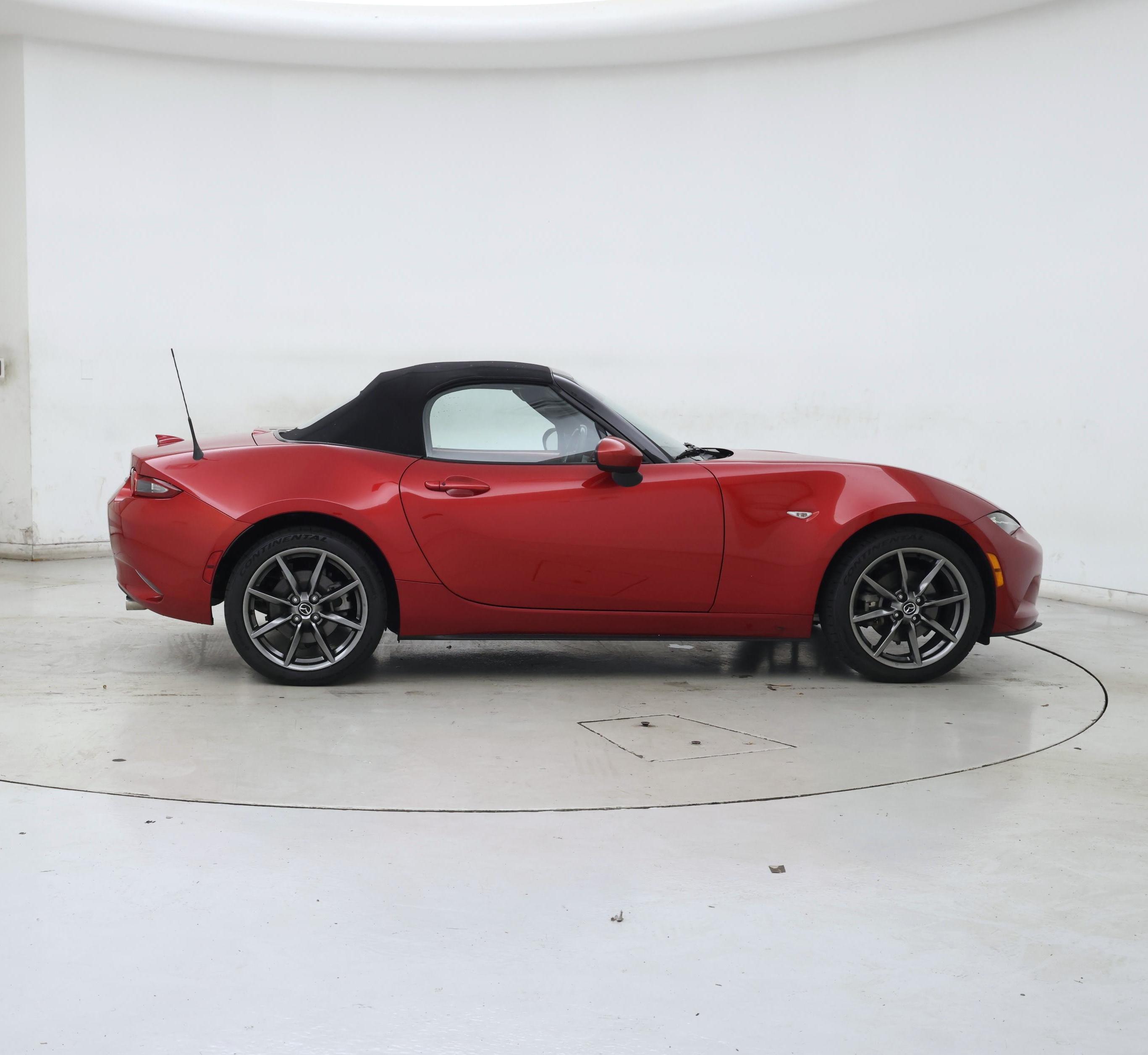 Thumbnail: 2016 Mazda MX-5 Miata - 7