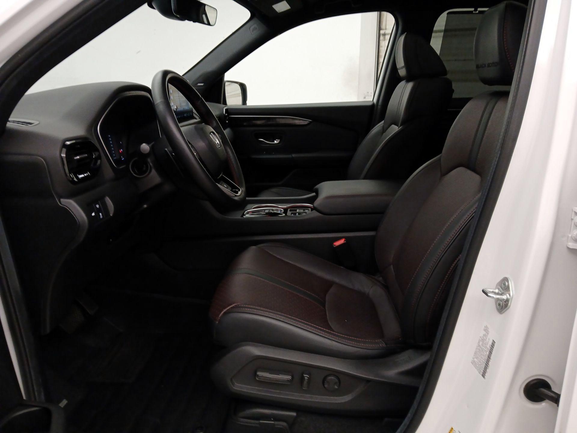 Thumbnail: 2025 Honda Pilot - 11
