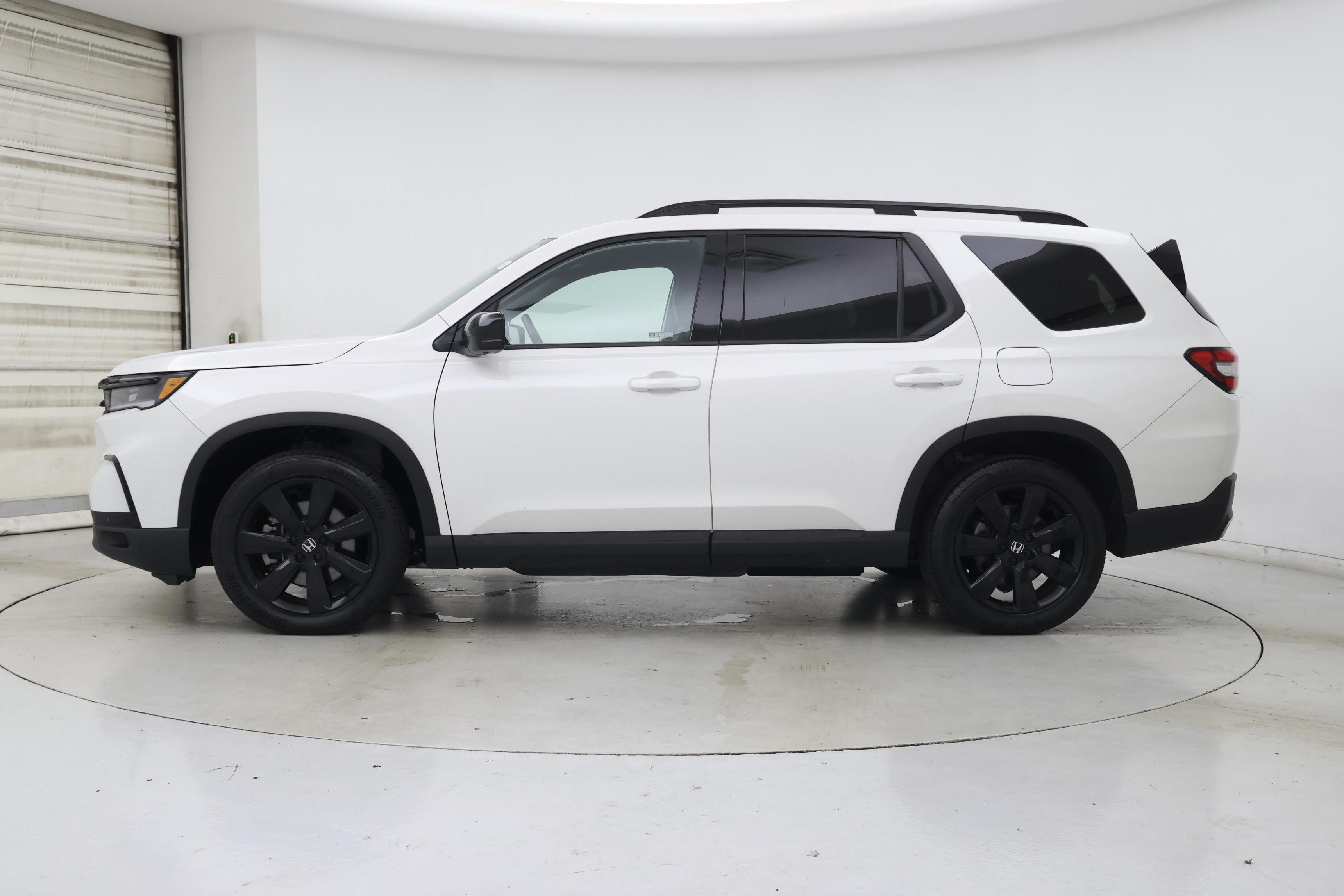 Thumbnail: 2025 Honda Pilot - 3