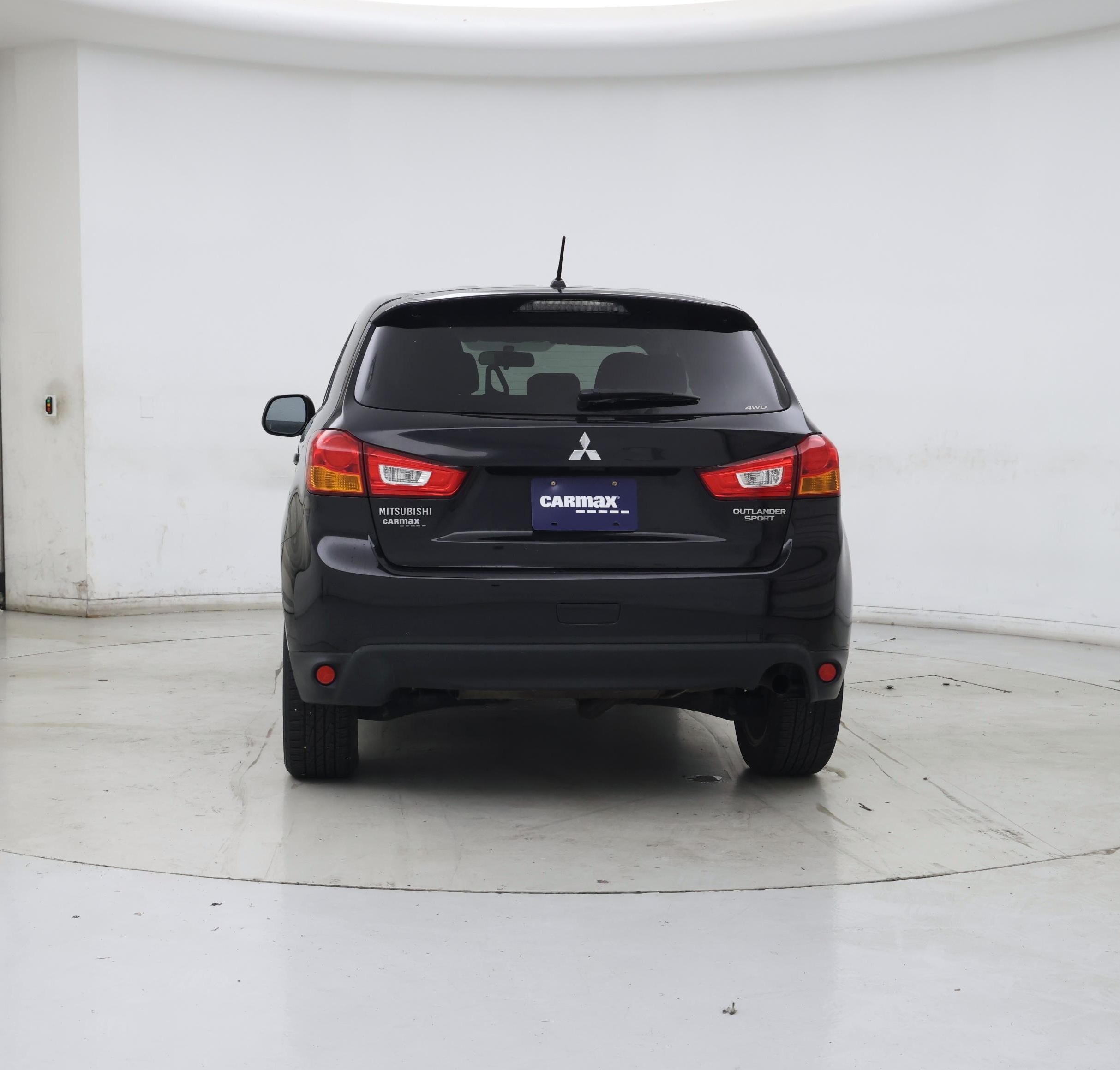 Thumbnail: 2015 Mitsubishi Outlander Sport - 6