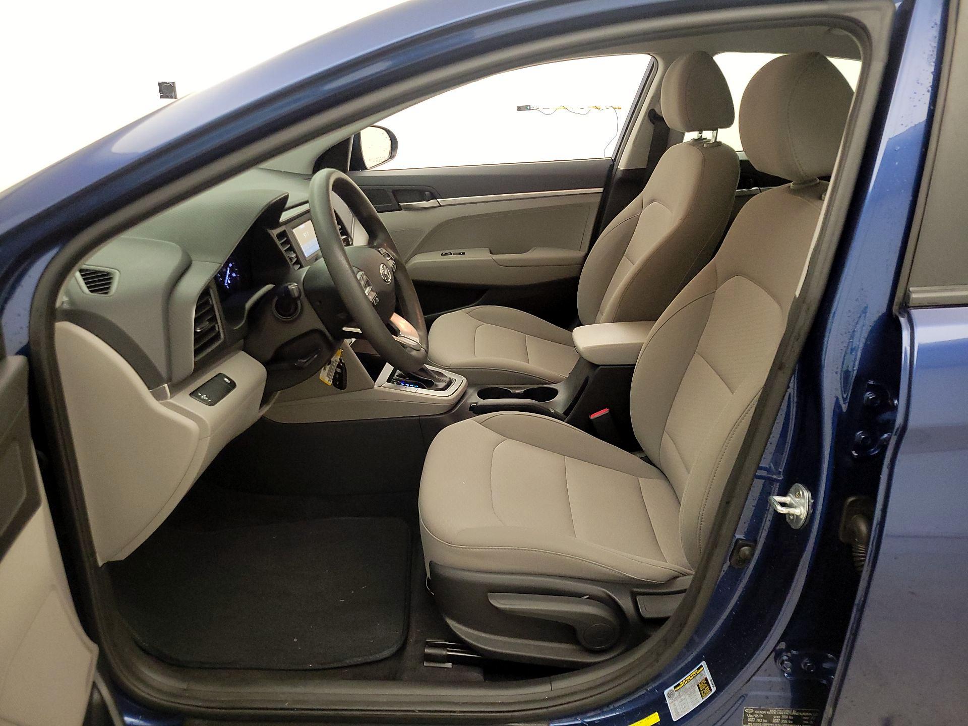 Thumbnail: 2019 Hyundai Elantra - 11