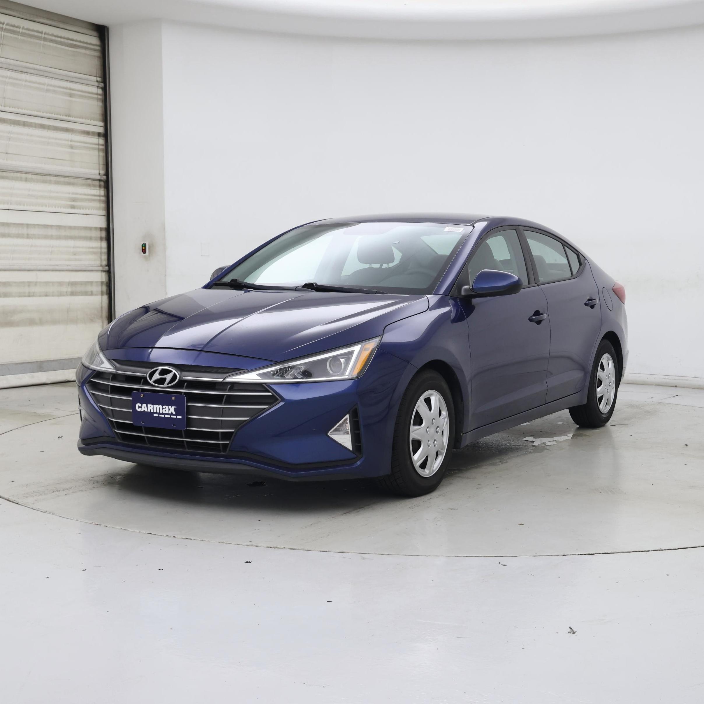 Thumbnail: 2019 Hyundai Elantra - 4