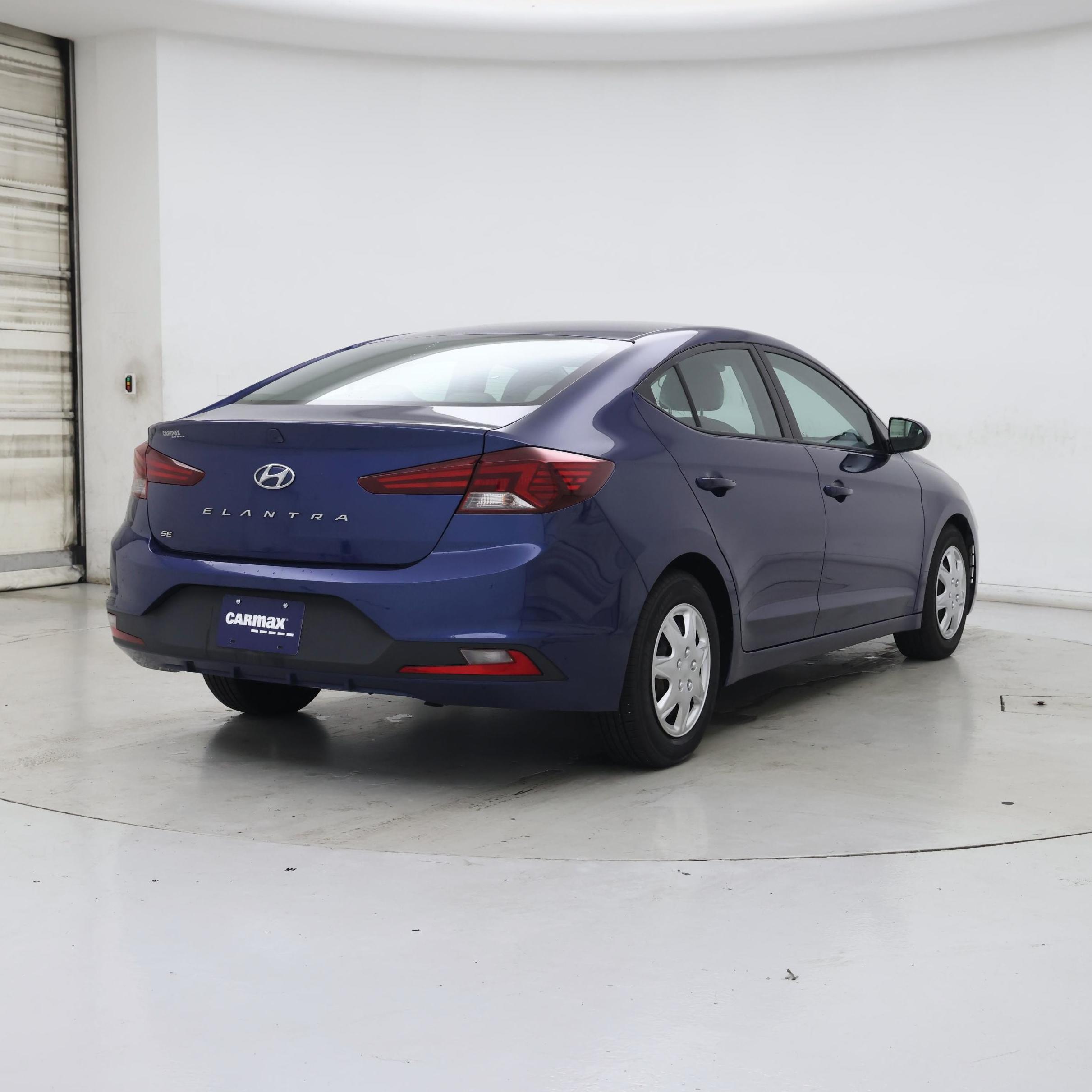 Thumbnail: 2019 Hyundai Elantra - 8