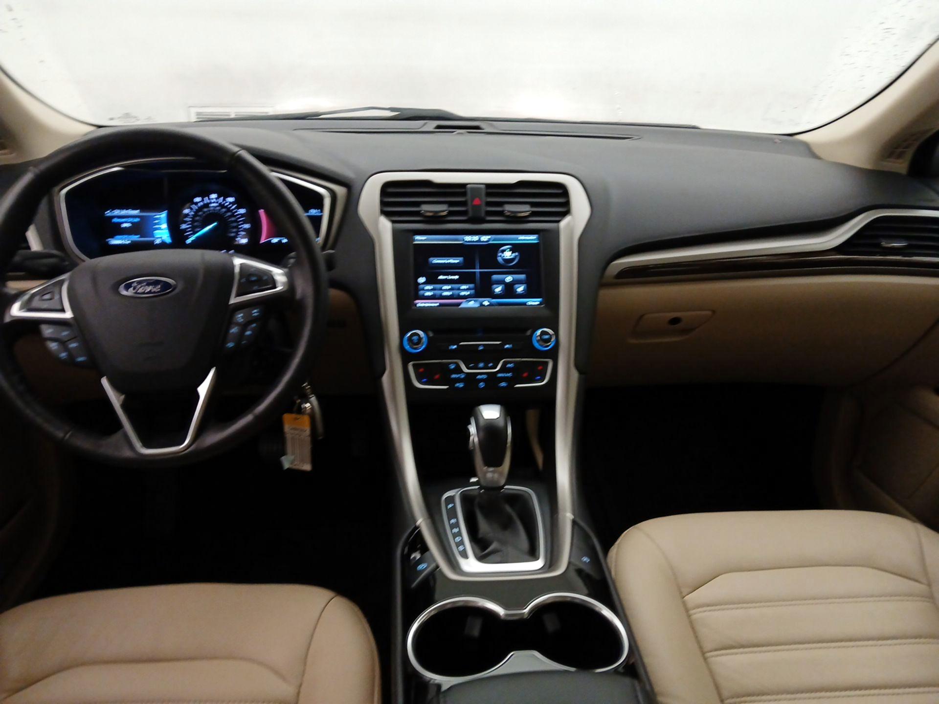 Thumbnail: 2016 Ford Fusion - 9