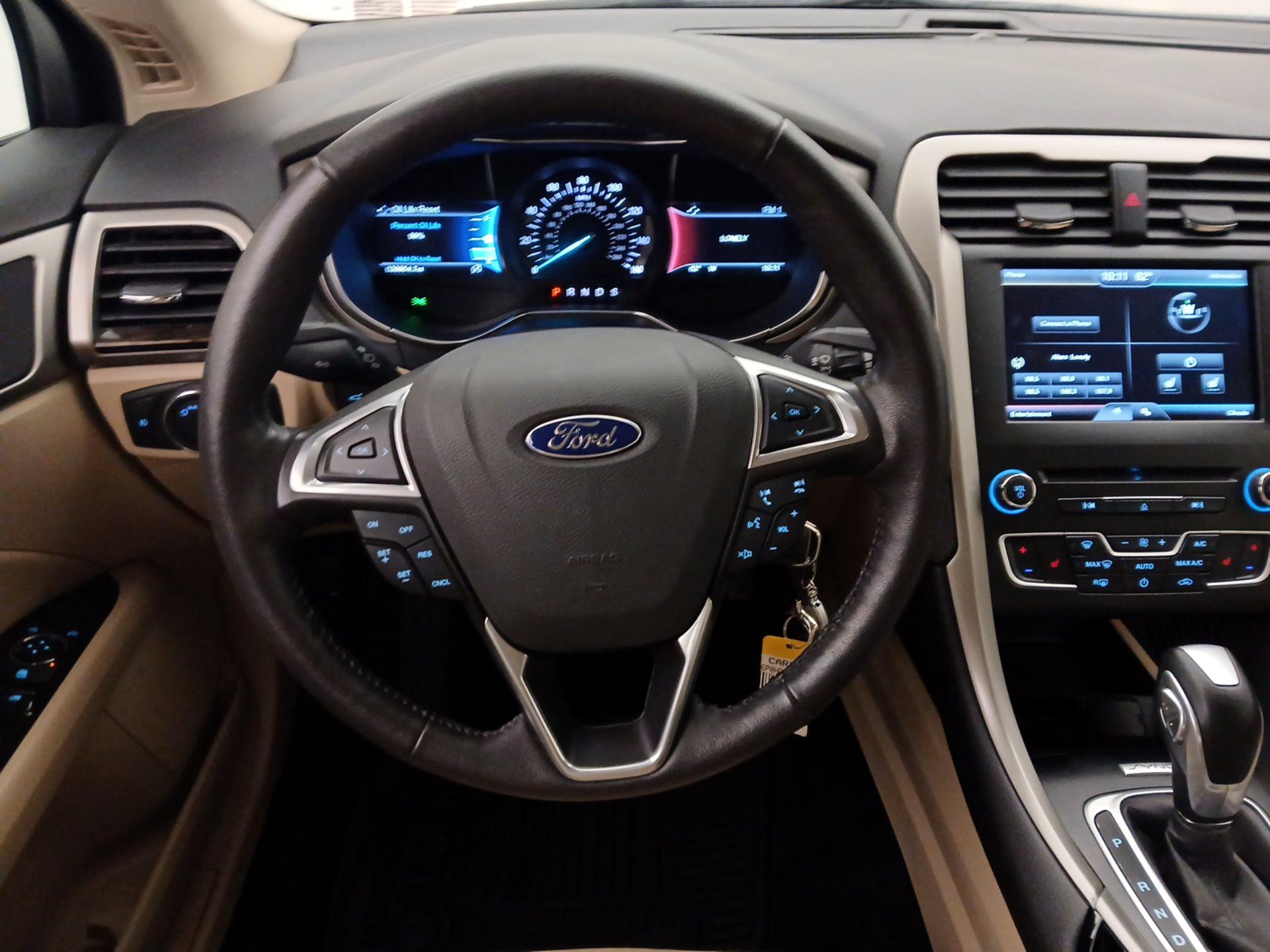 Thumbnail: 2016 Ford Fusion - 10