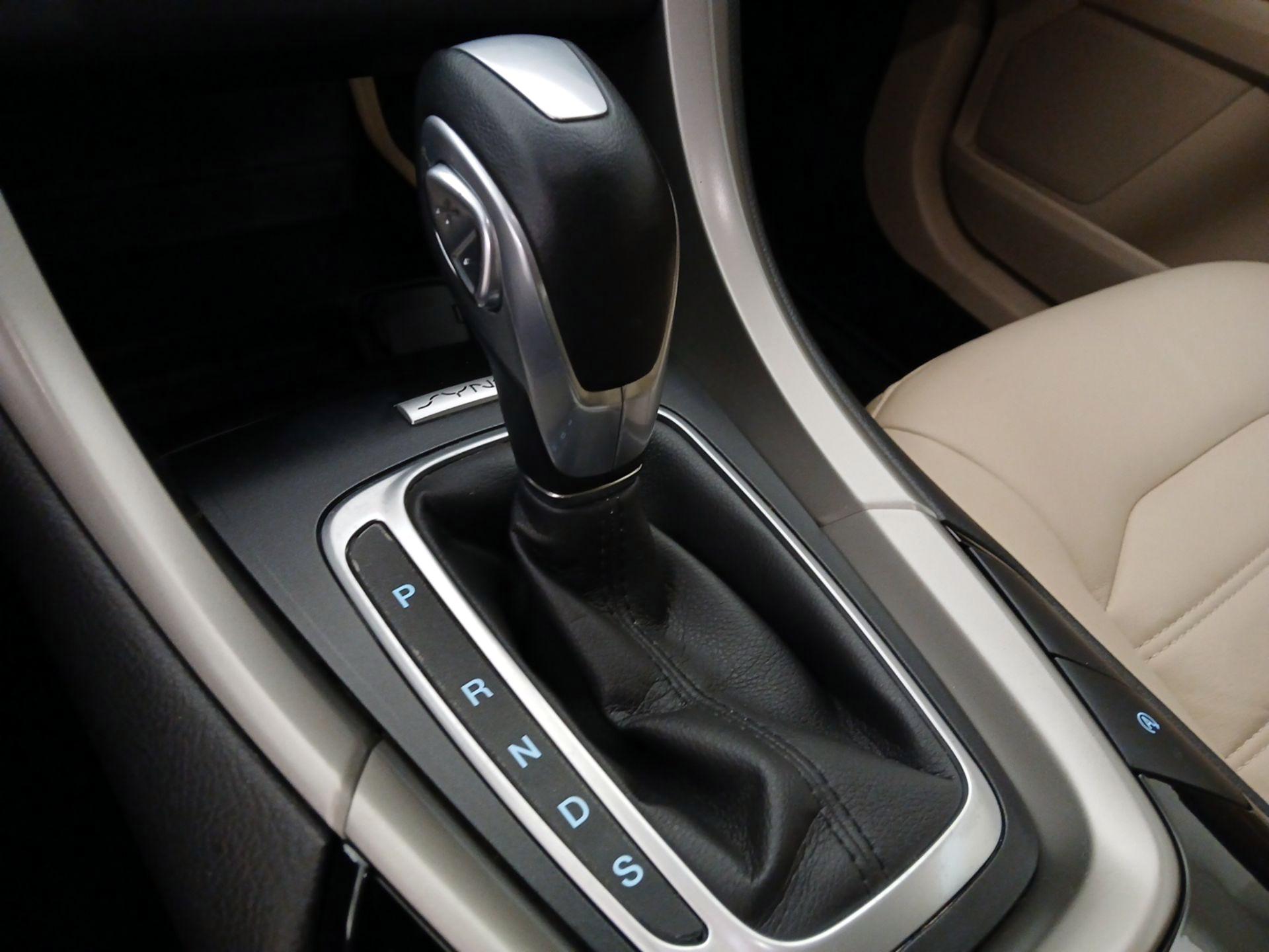 Thumbnail: 2016 Ford Fusion - 17