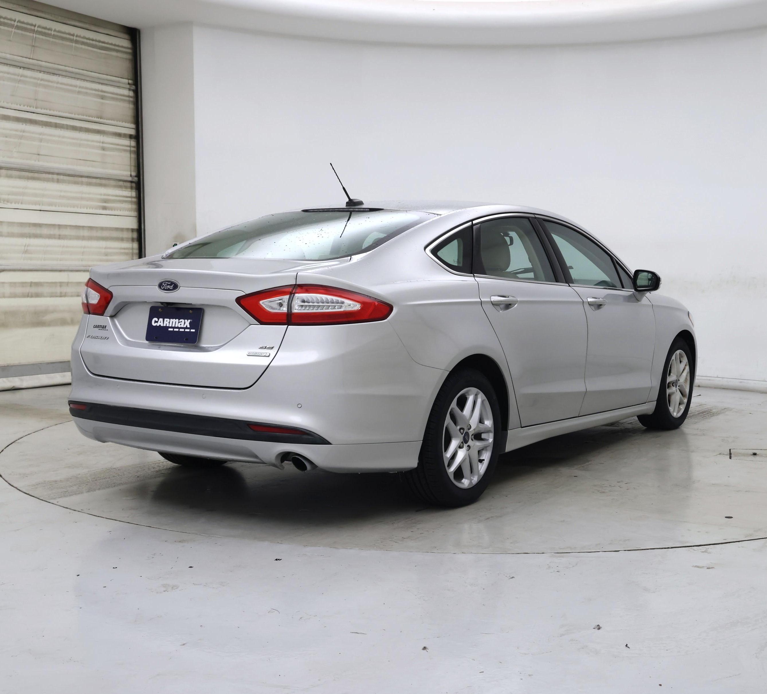 Thumbnail: 2016 Ford Fusion - 8