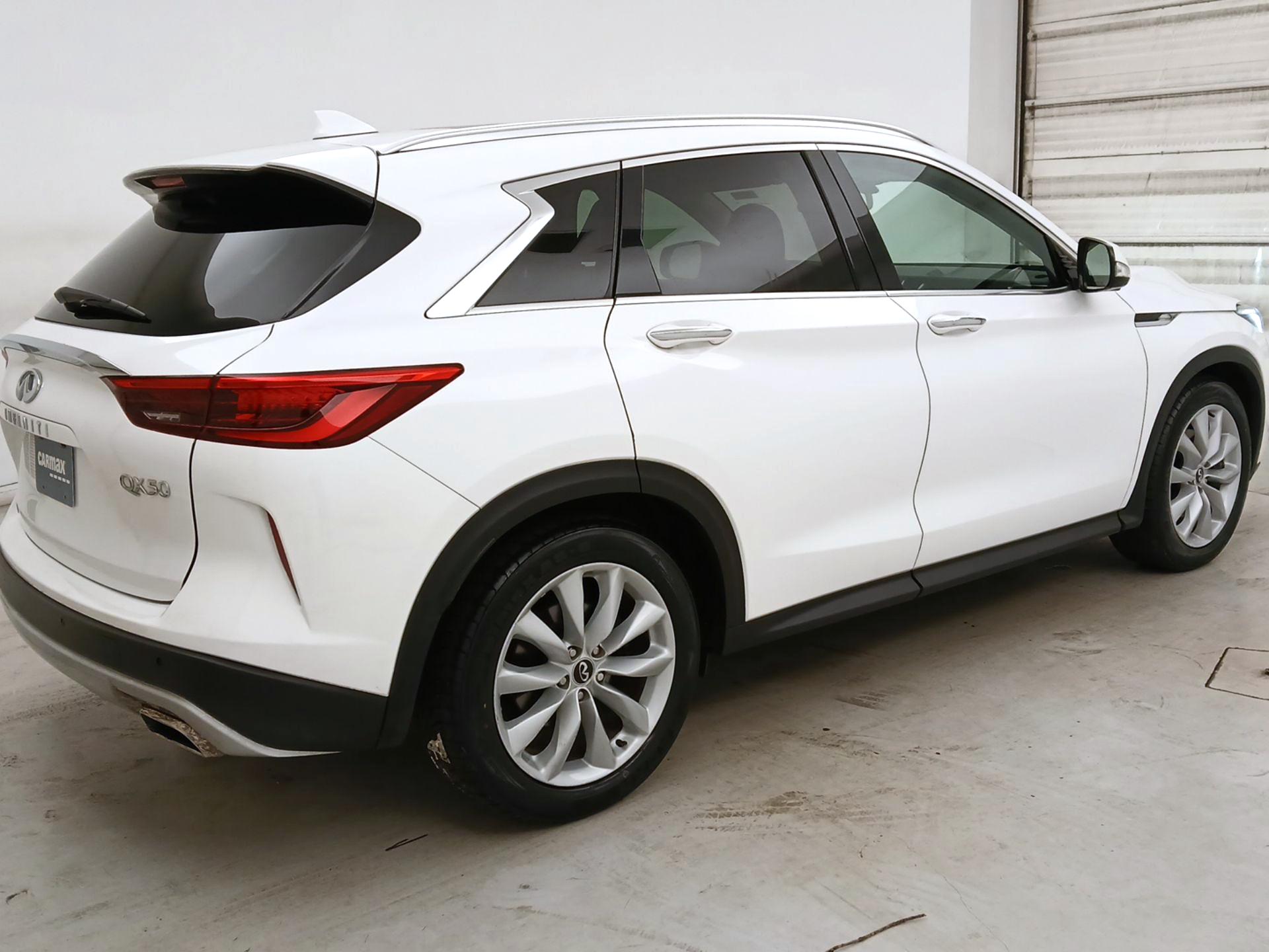 Thumbnail: 2019 INFINITI QX50 - 5