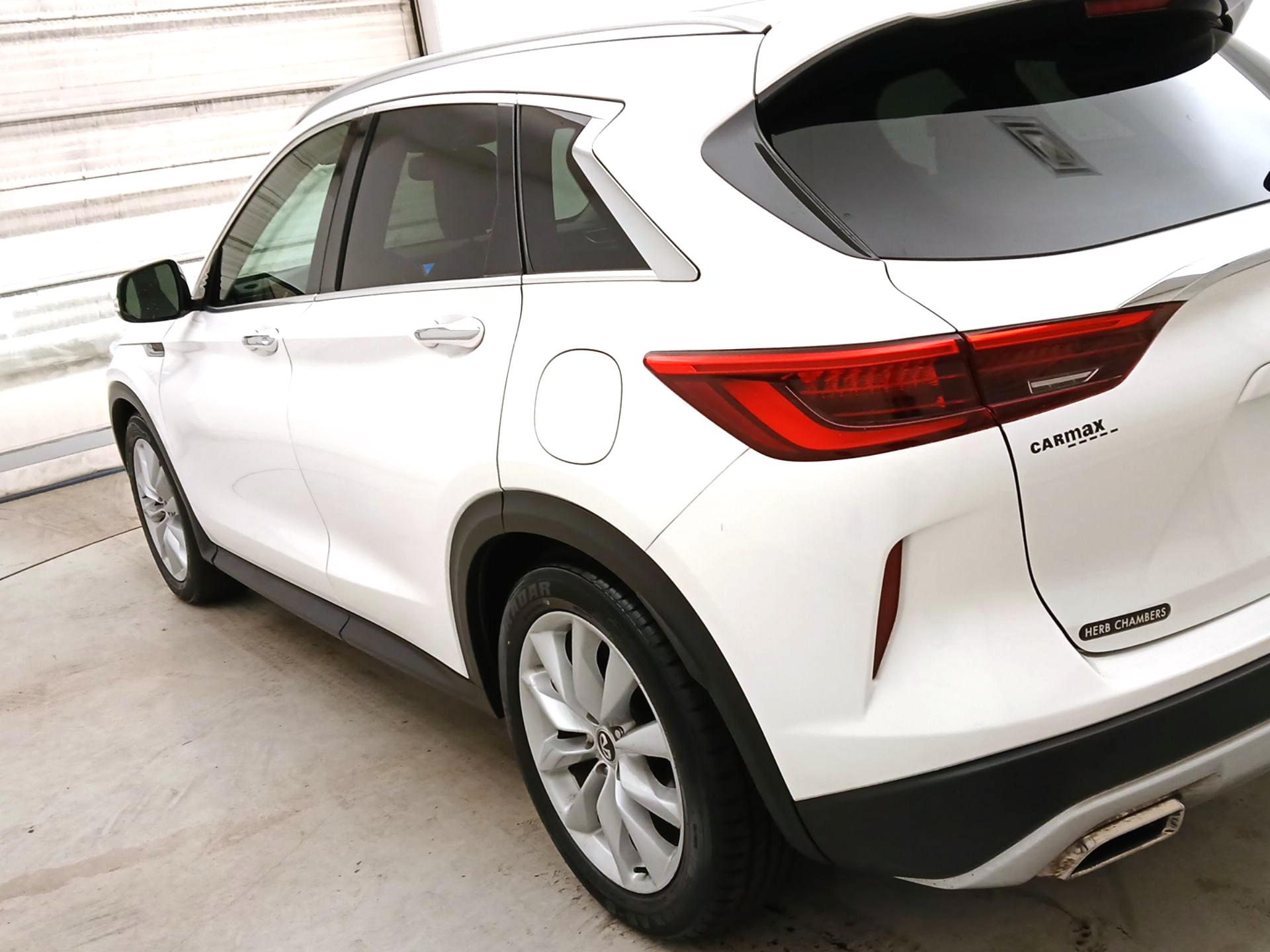 Thumbnail: 2019 INFINITI QX50 - 7