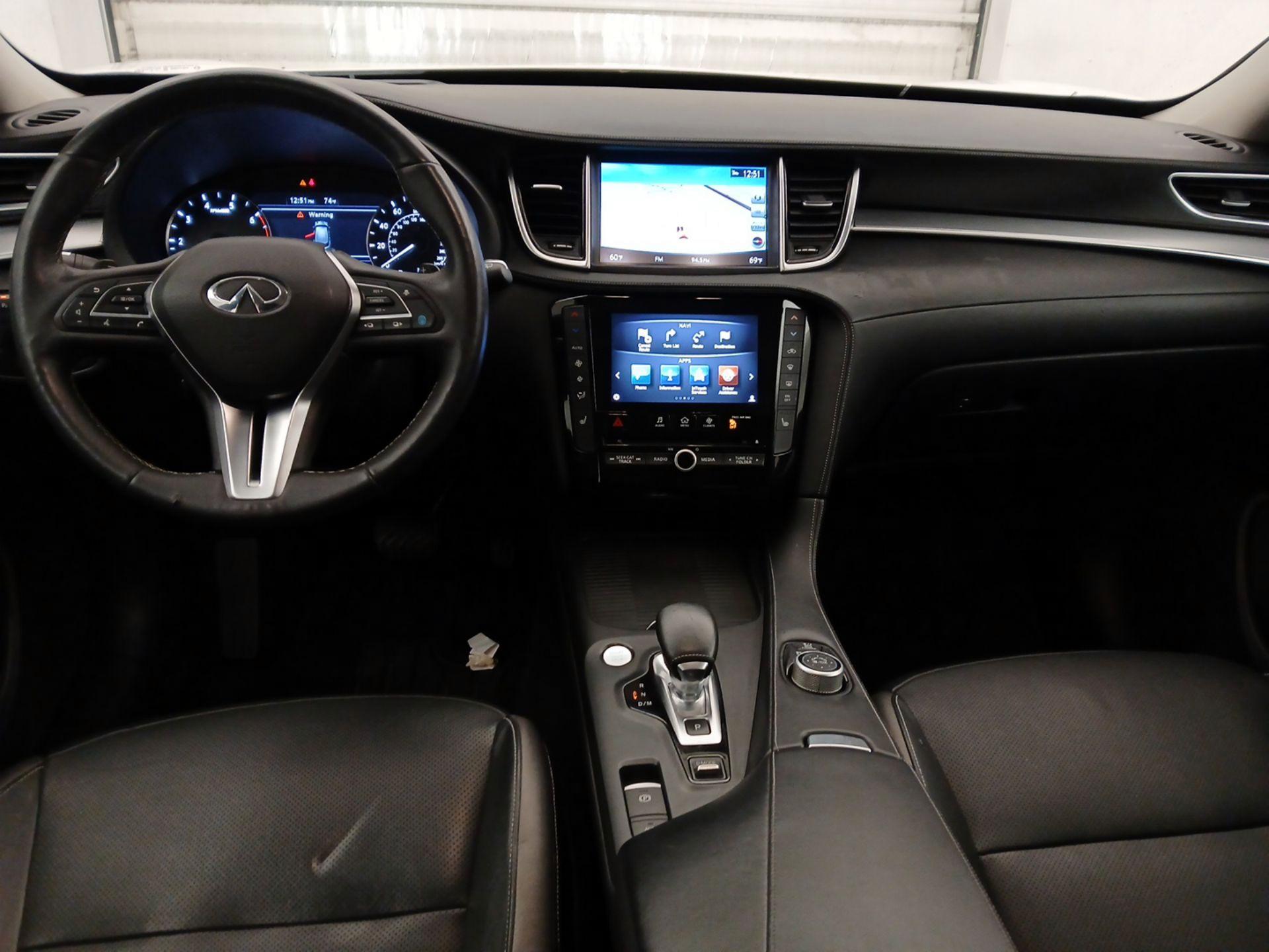Thumbnail: 2019 INFINITI QX50 - 8