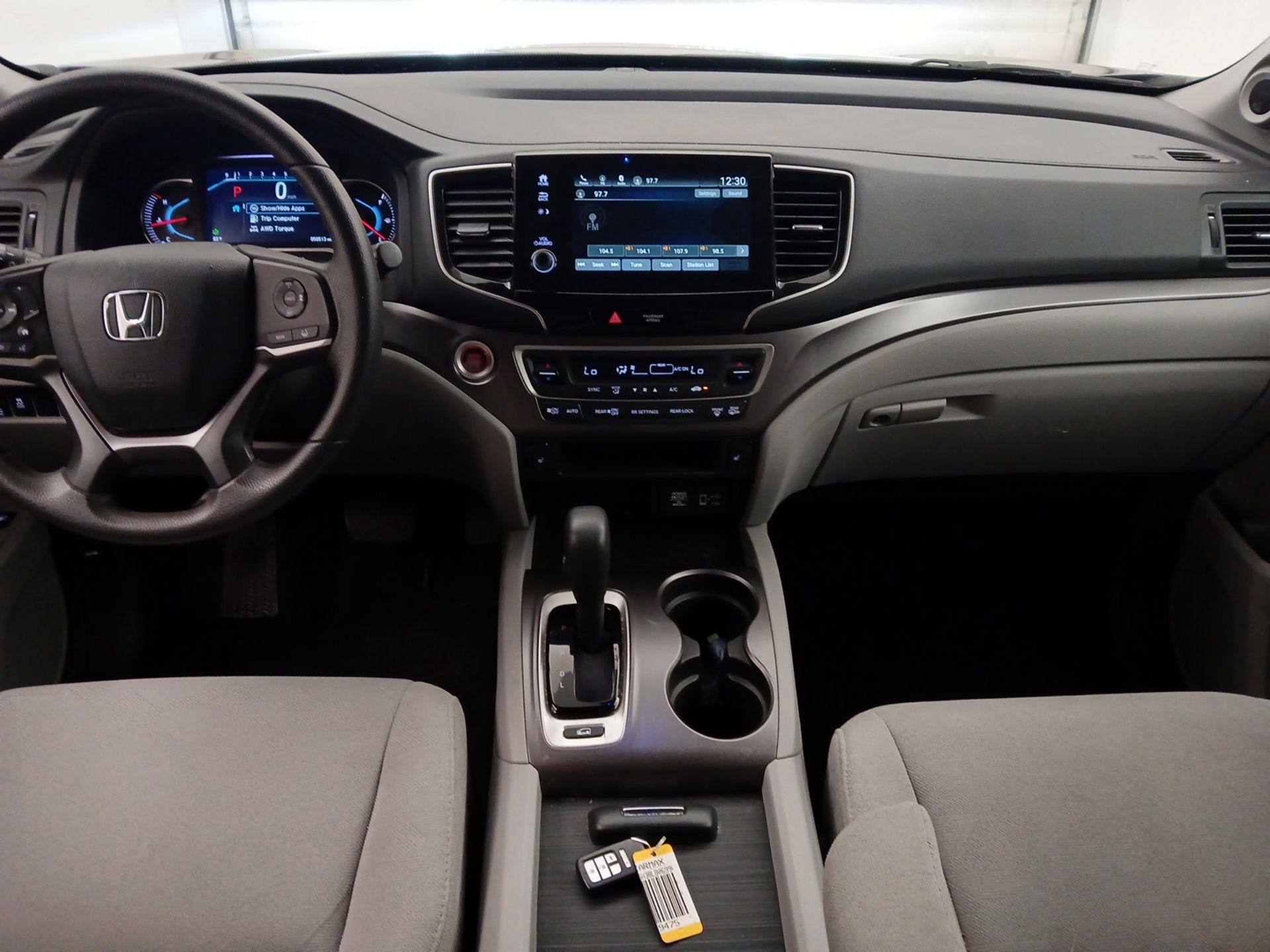 Thumbnail: 2020 Honda Pilot - 9
