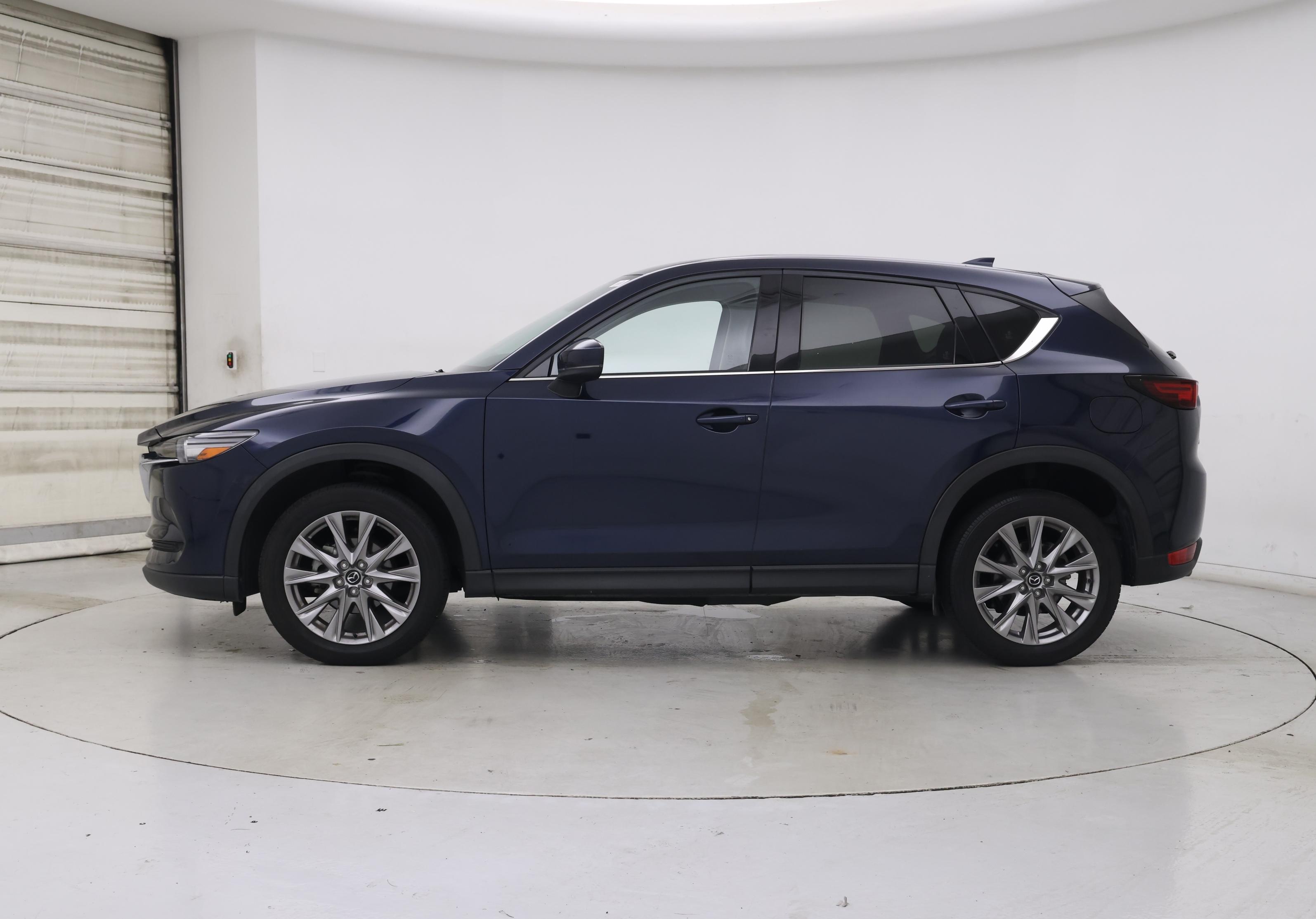 Thumbnail: 2021 Mazda CX-5 - 3
