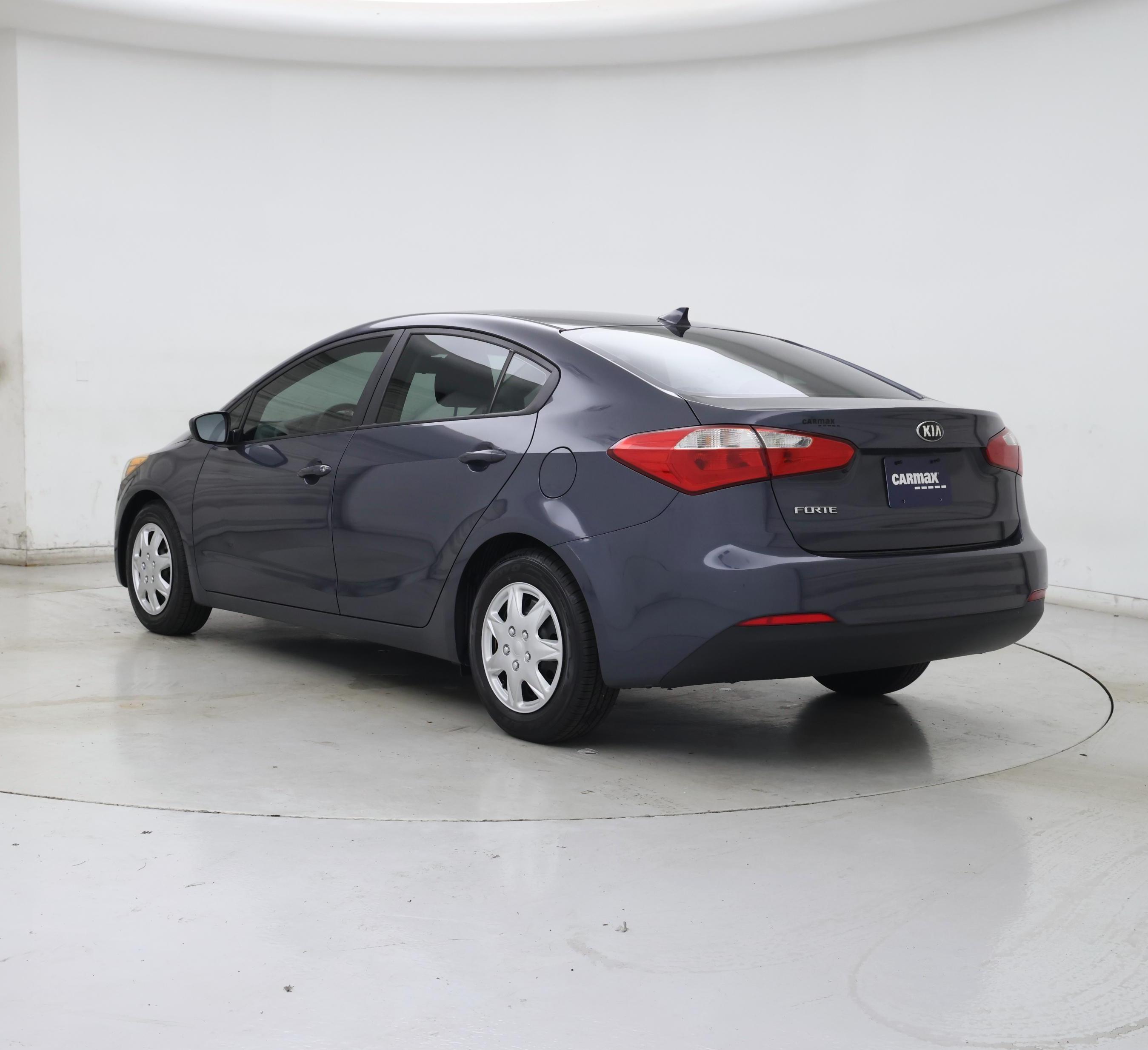Thumbnail: 2016 Kia Forte - 2