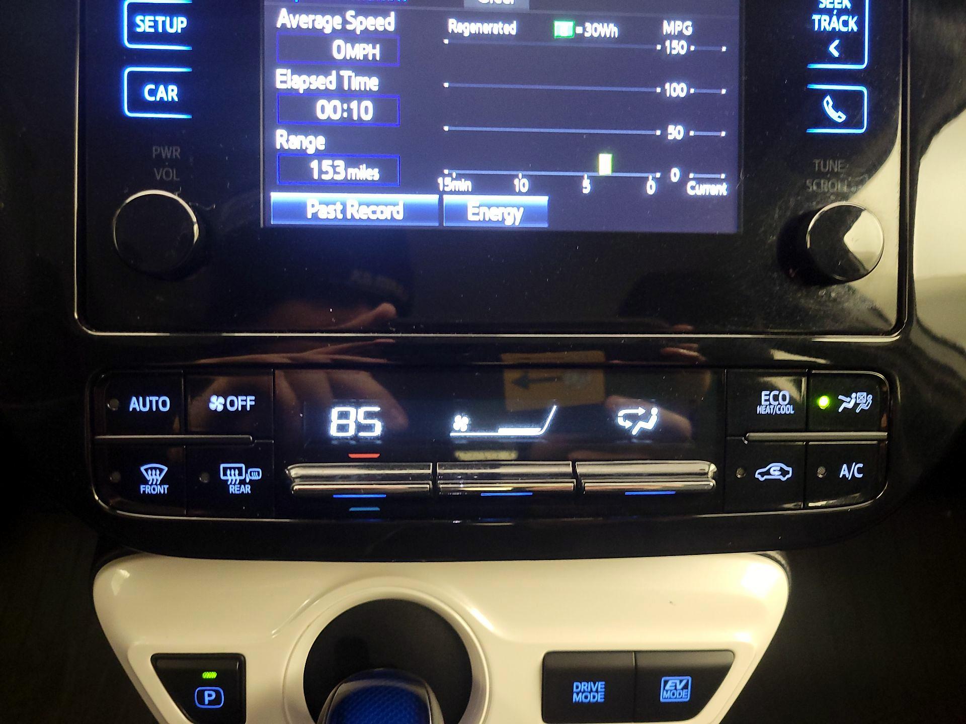 Thumbnail: 2017 Toyota Prius - 16