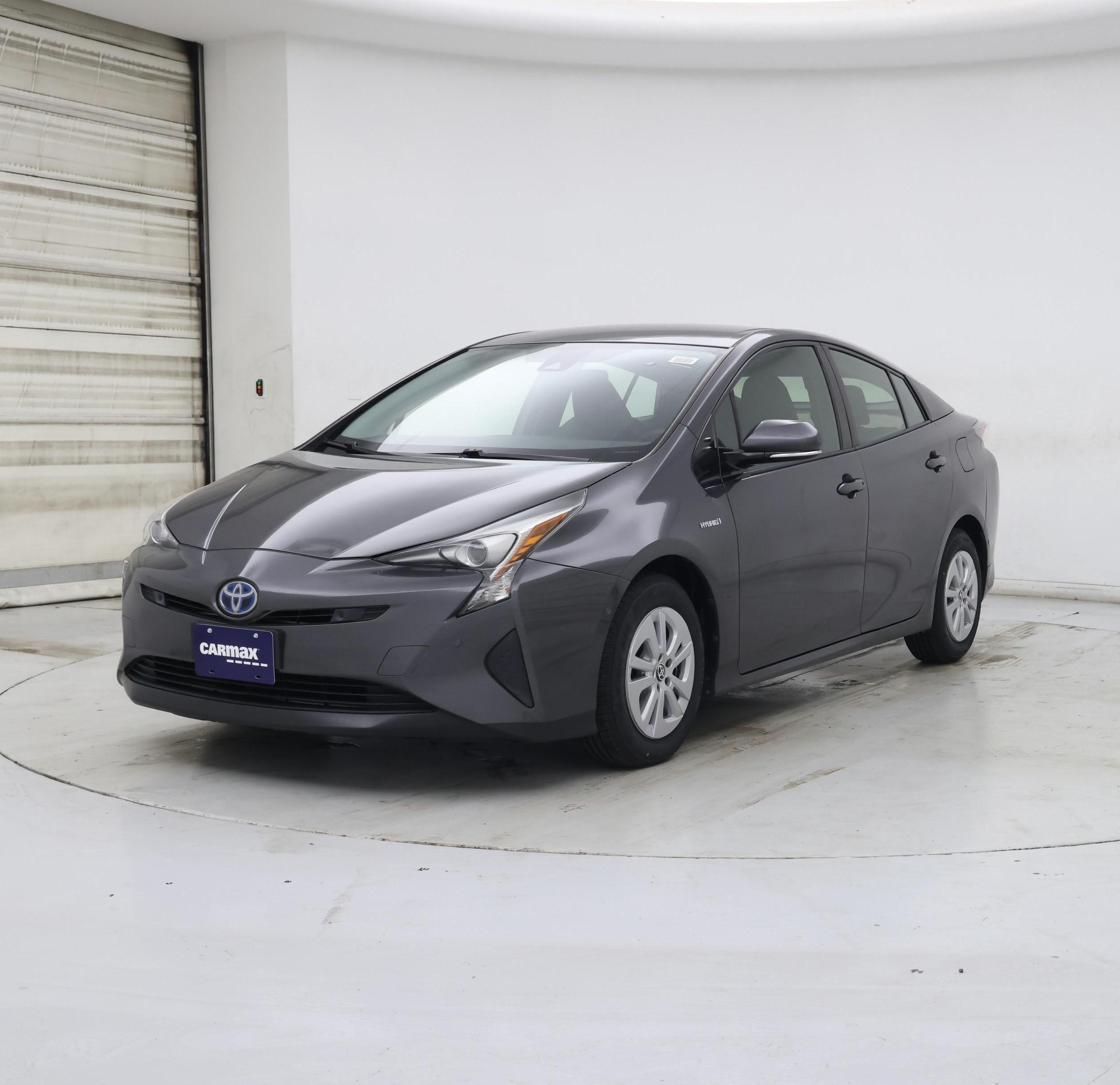 Thumbnail: 2017 Toyota Prius - 4