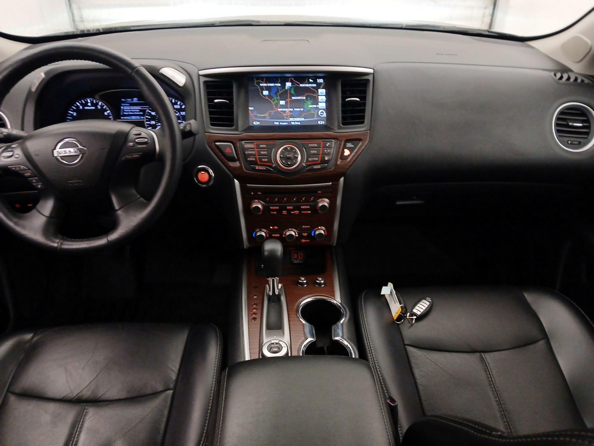 Thumbnail: 2019 Nissan Pathfinder - 9
