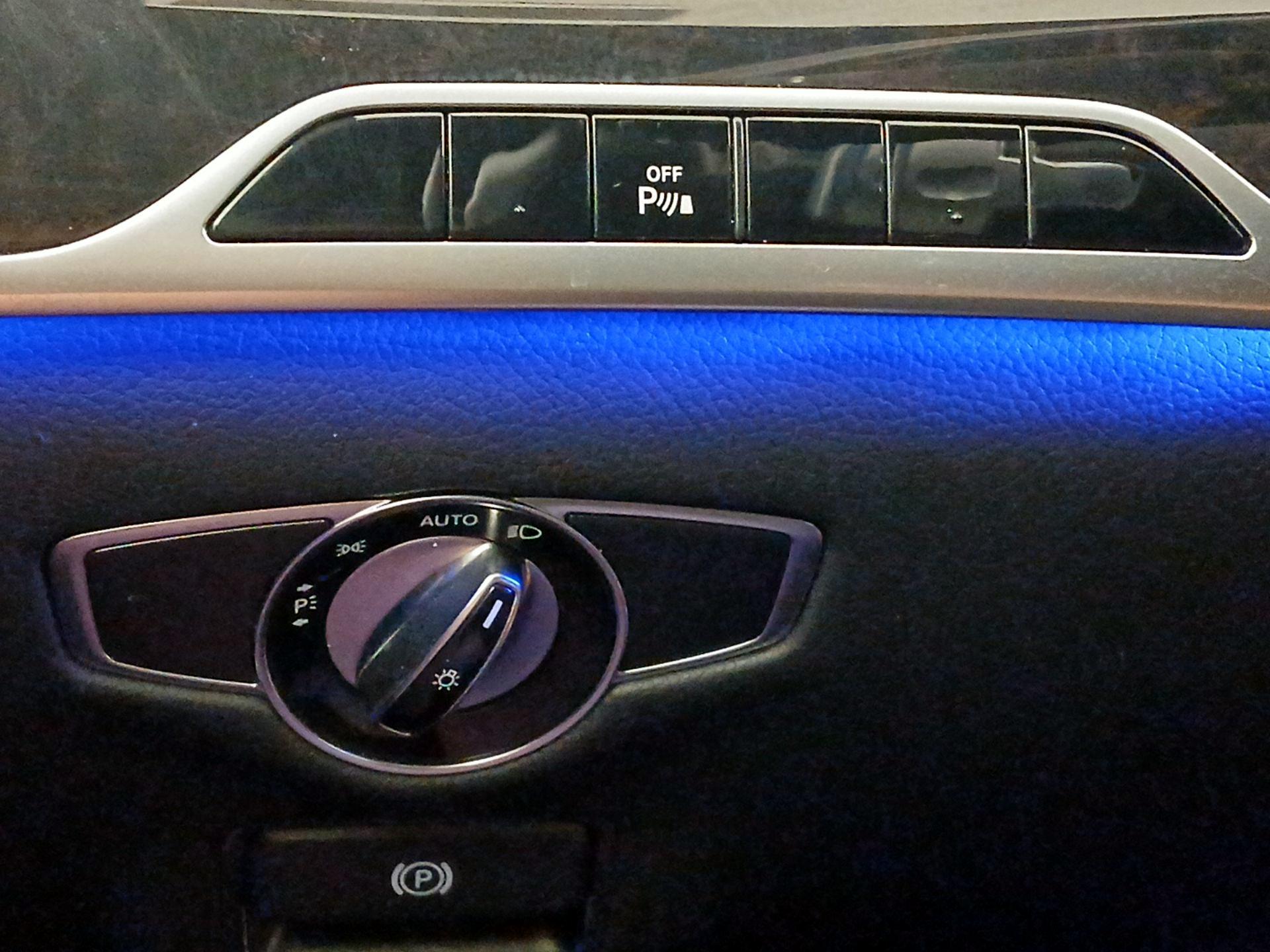 Thumbnail: 2015 Mercedes-Benz S-Class - 13