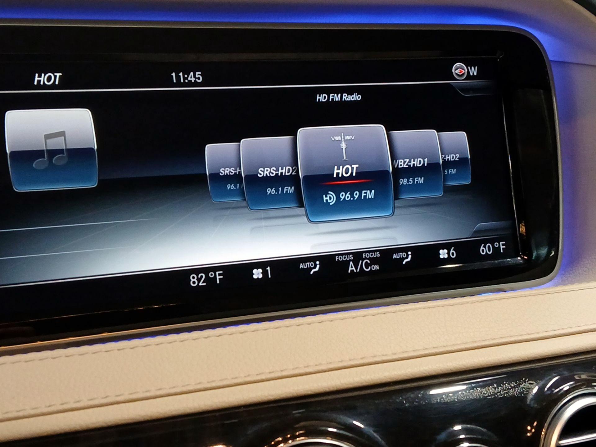 Thumbnail: 2015 Mercedes-Benz S-Class - 15