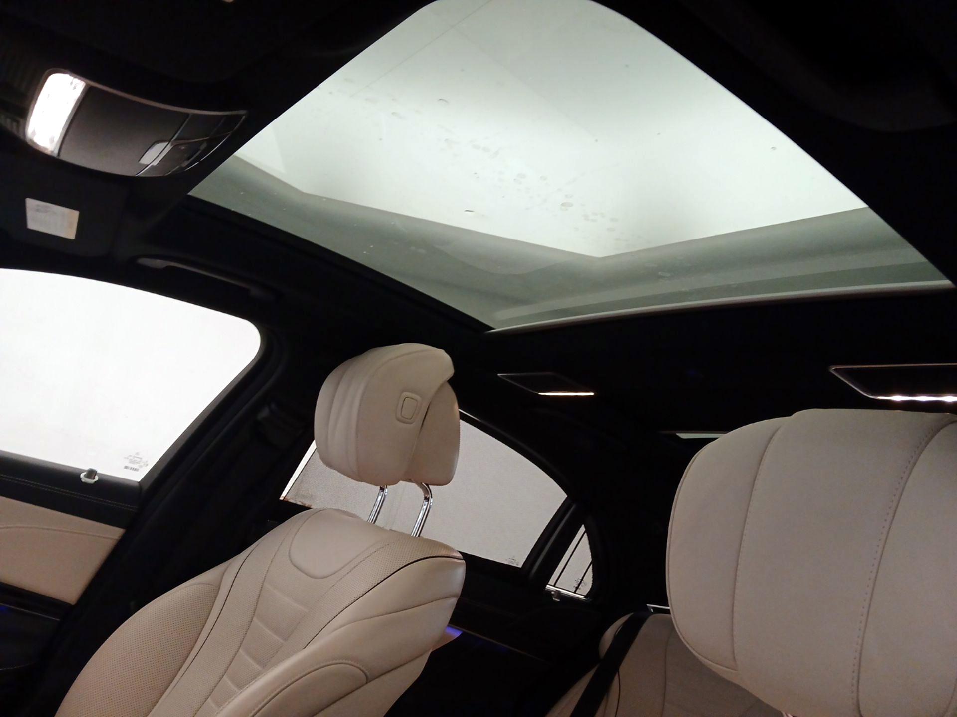 Thumbnail: 2015 Mercedes-Benz S-Class - 19