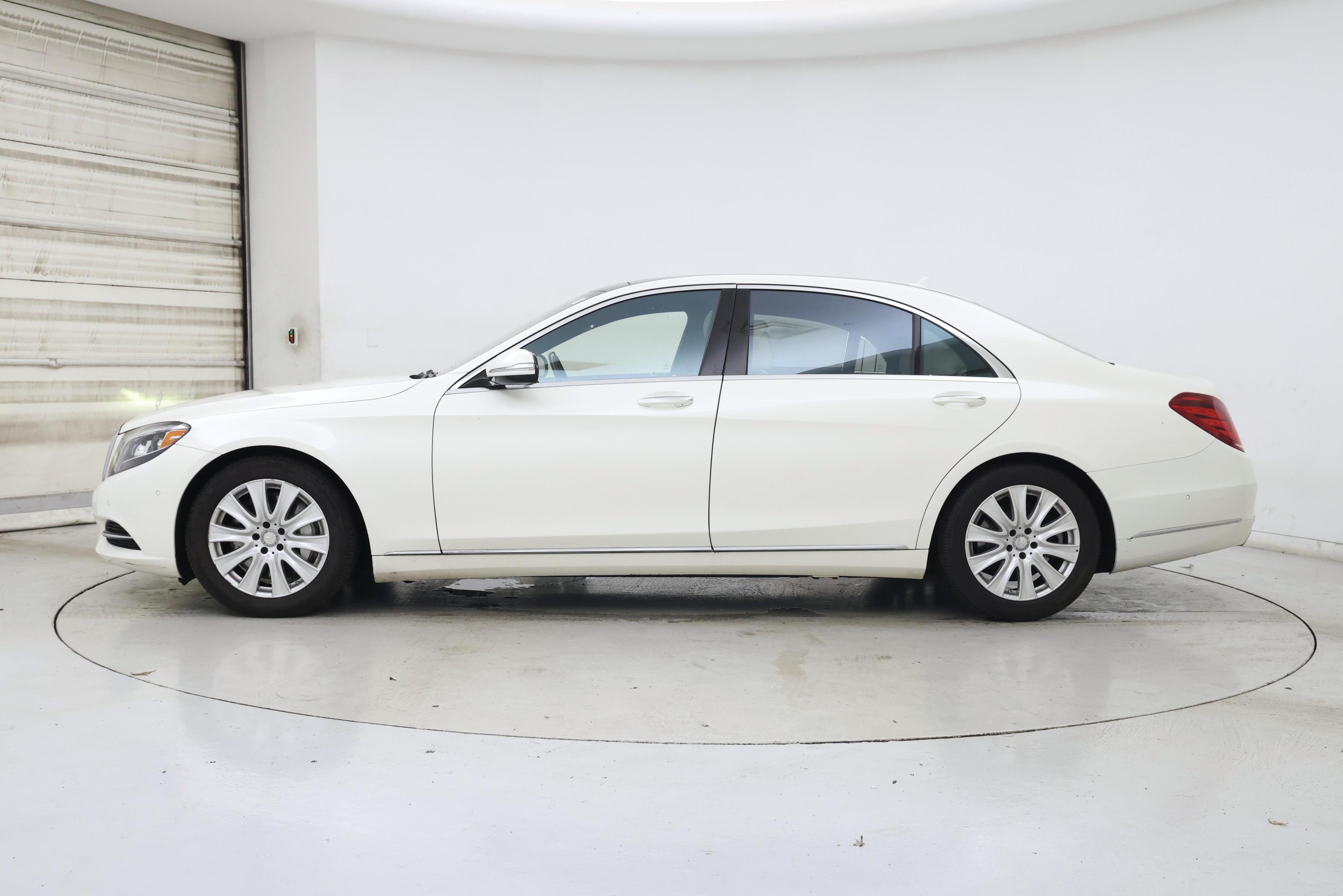 Thumbnail: 2015 Mercedes-Benz S-Class - 3