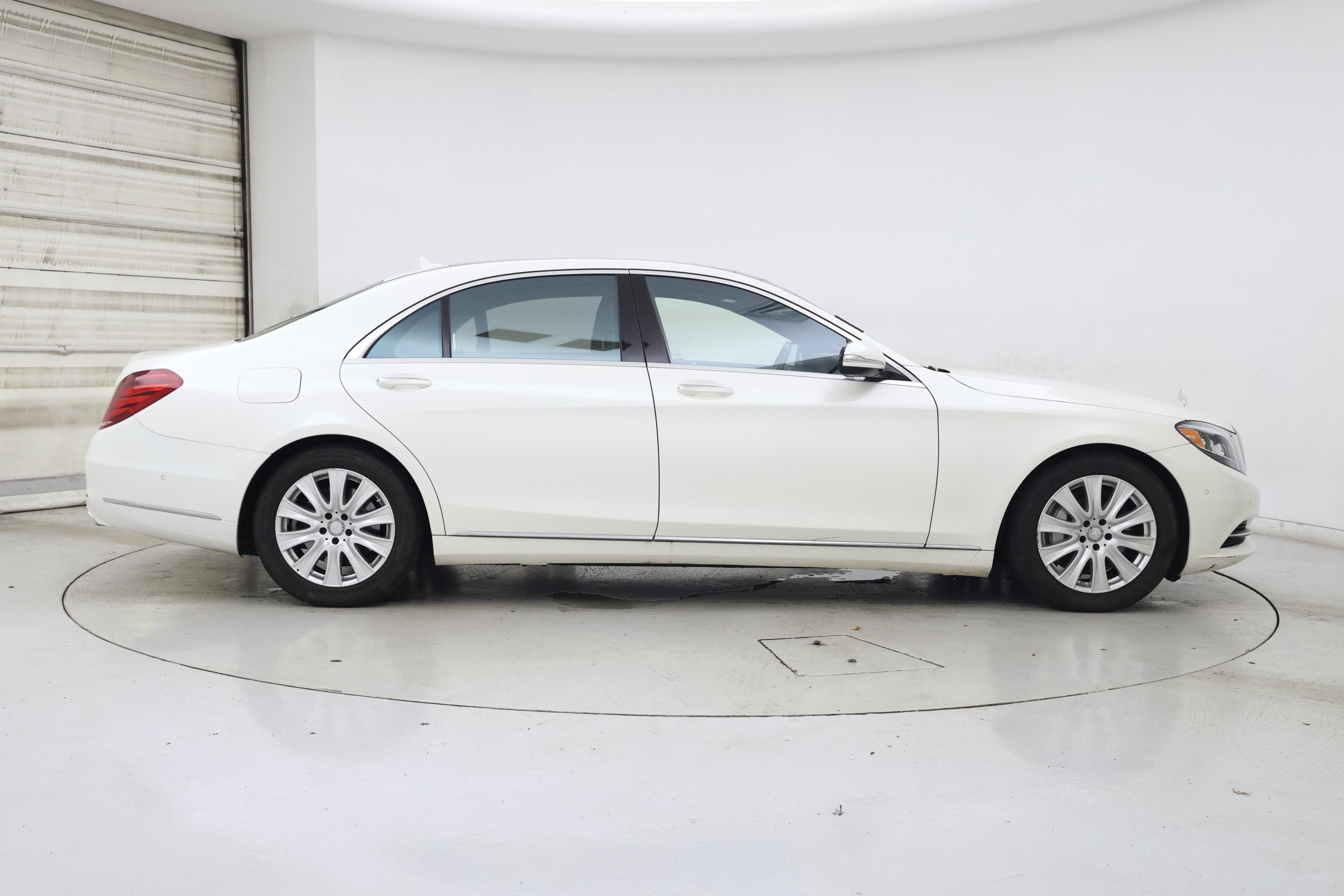Thumbnail: 2015 Mercedes-Benz S-Class - 7