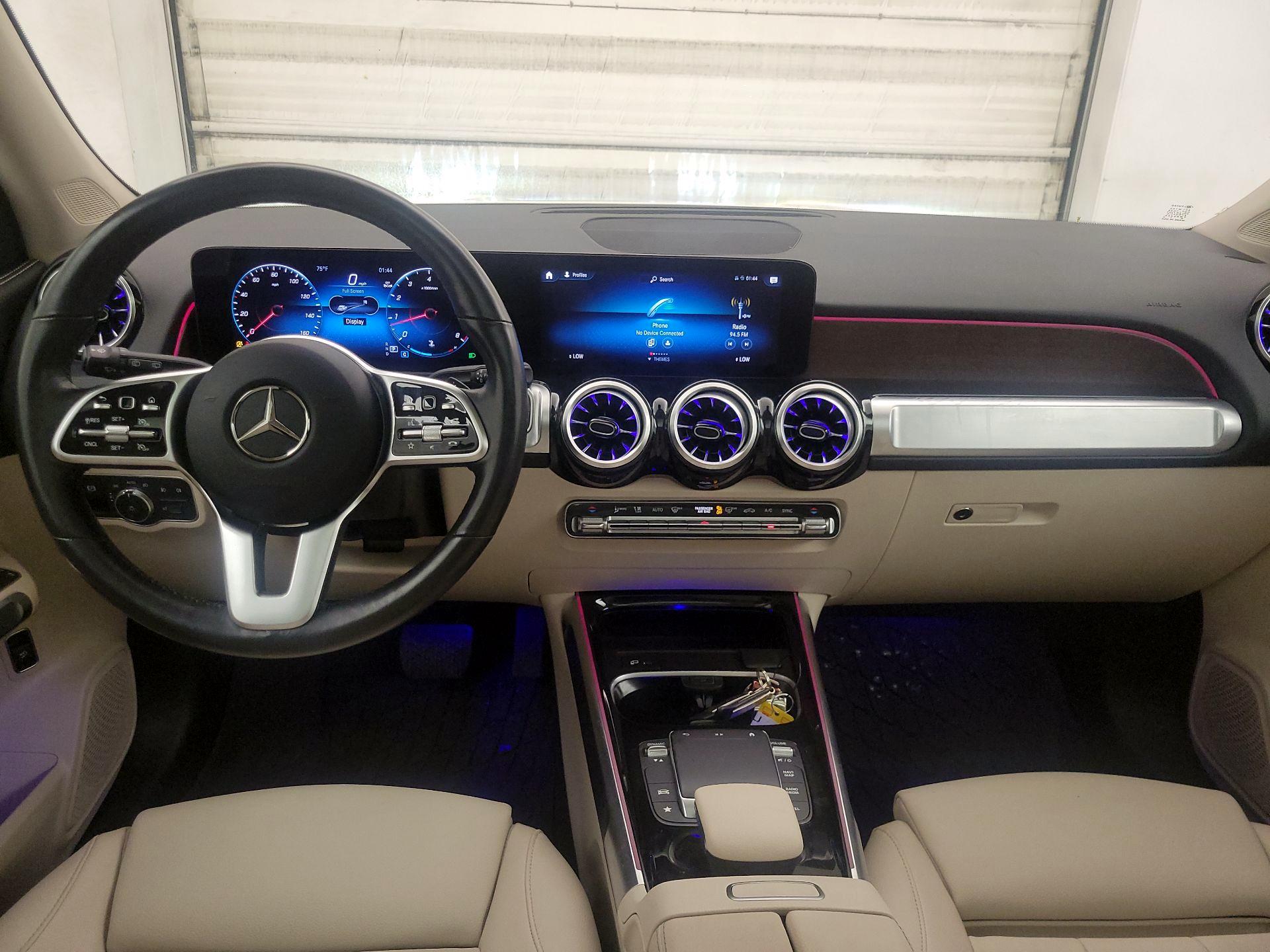 Thumbnail: 2023 Mercedes-Benz GLB - 9