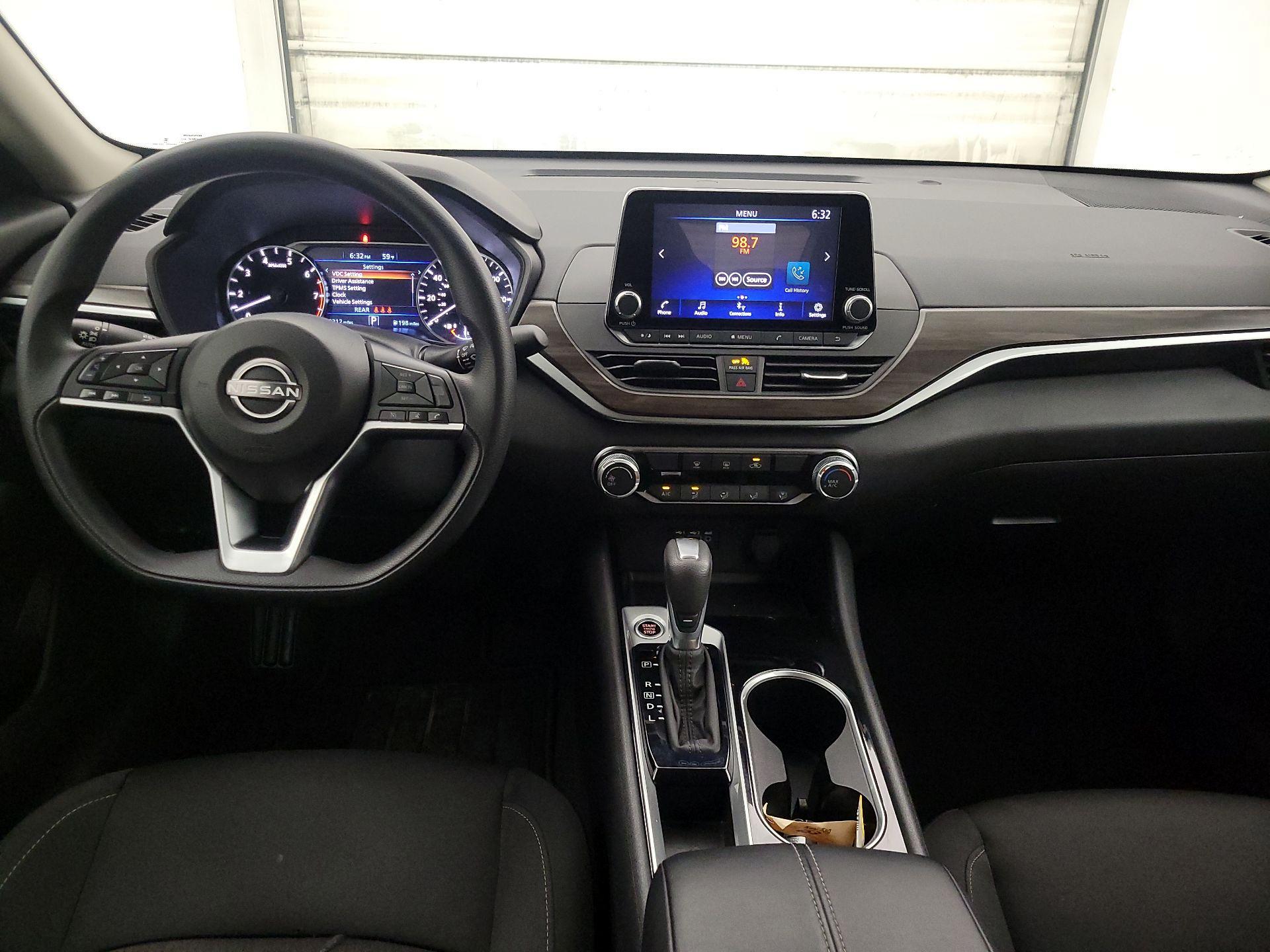 Thumbnail: 2024 Nissan Altima - 9