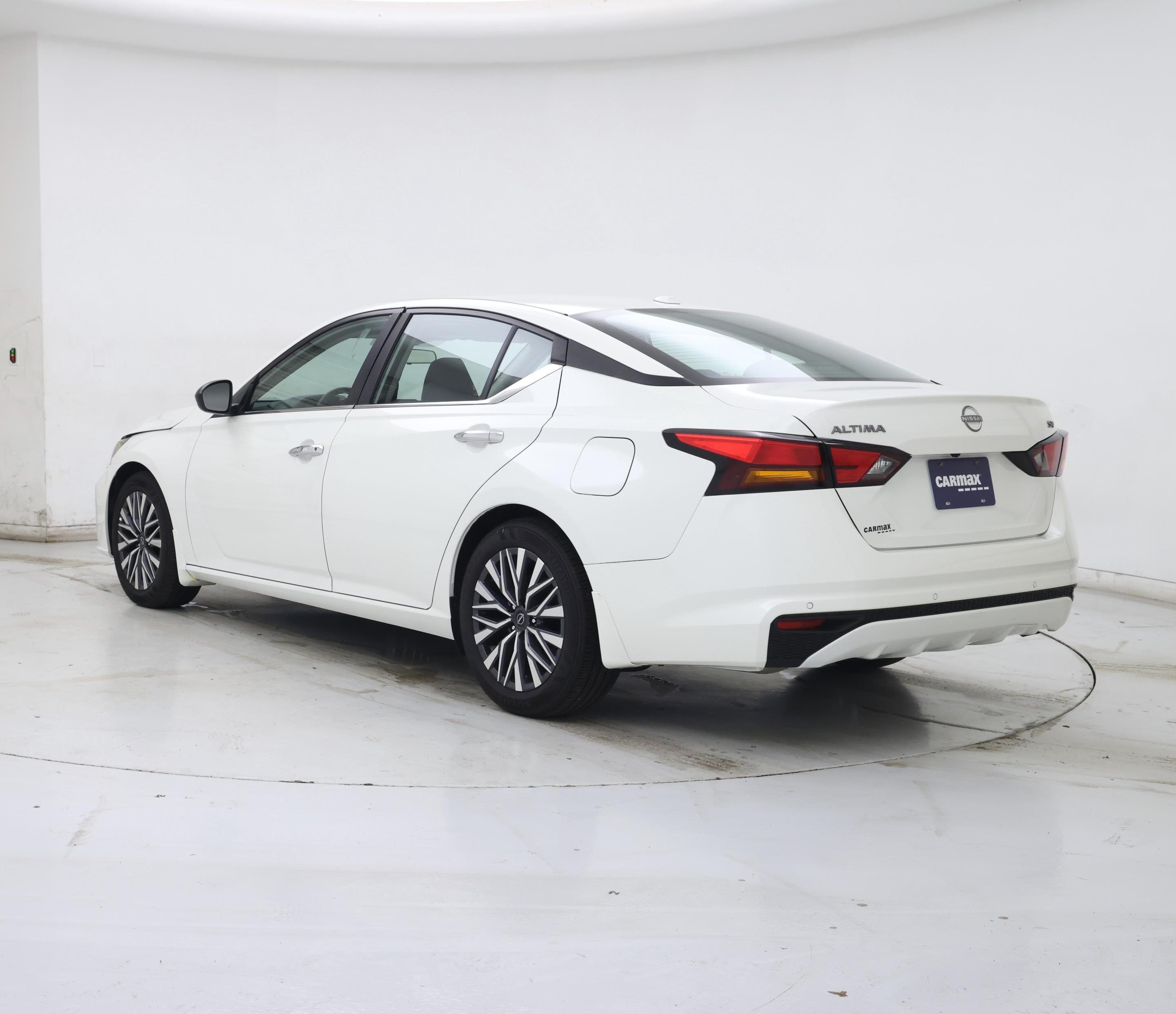 Thumbnail: 2024 Nissan Altima - 2