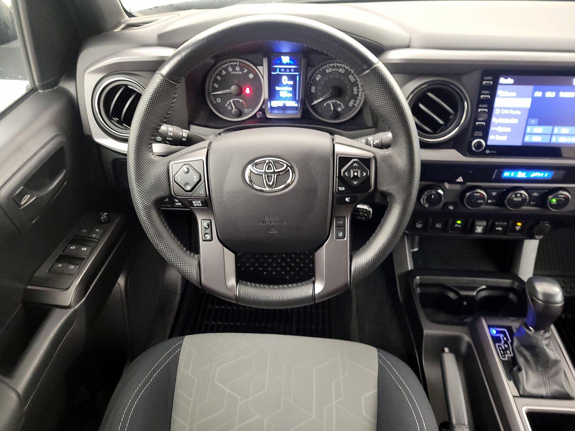 Thumbnail: 2022 Toyota Tacoma - 10