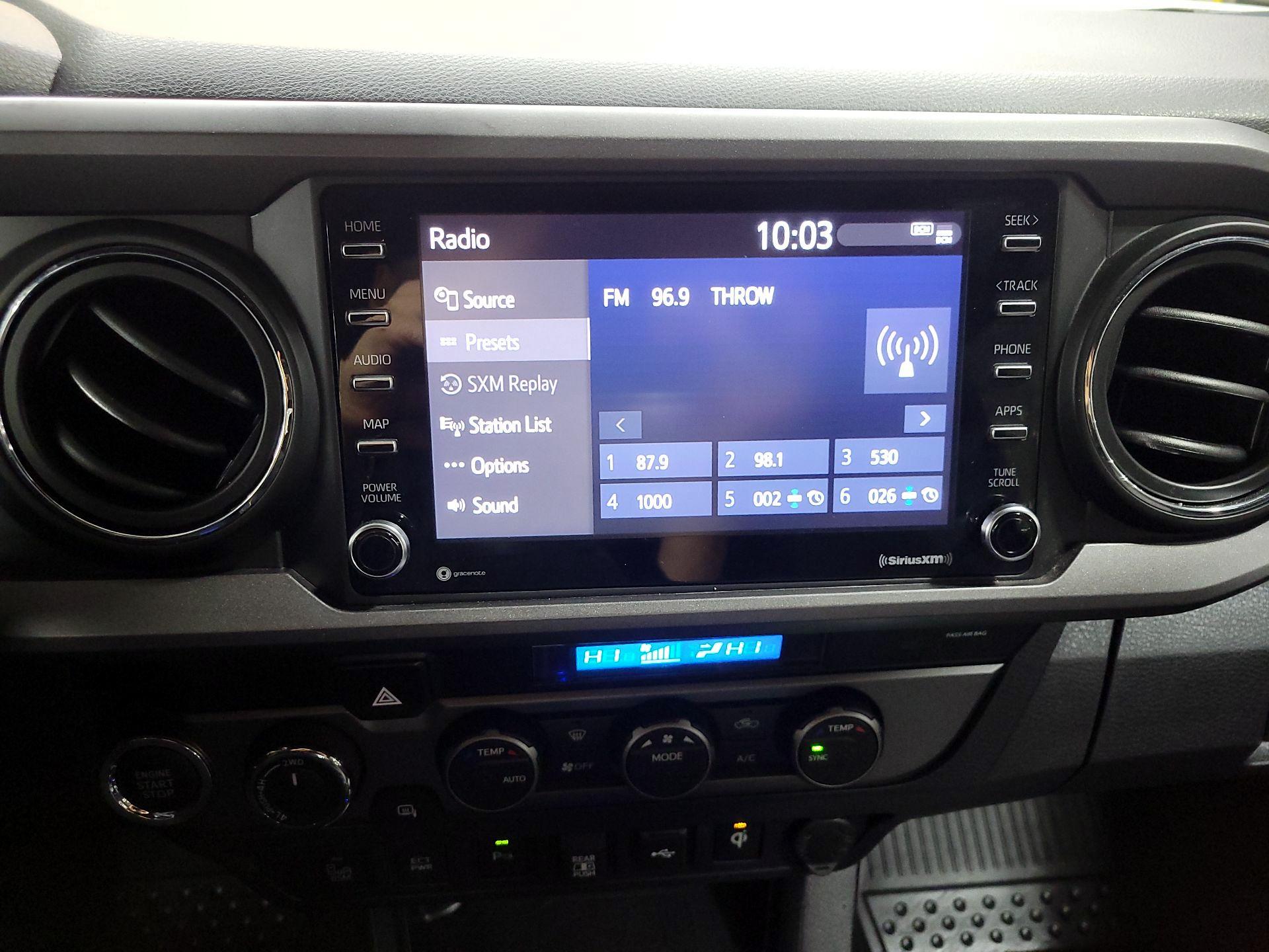 Thumbnail: 2022 Toyota Tacoma - 15