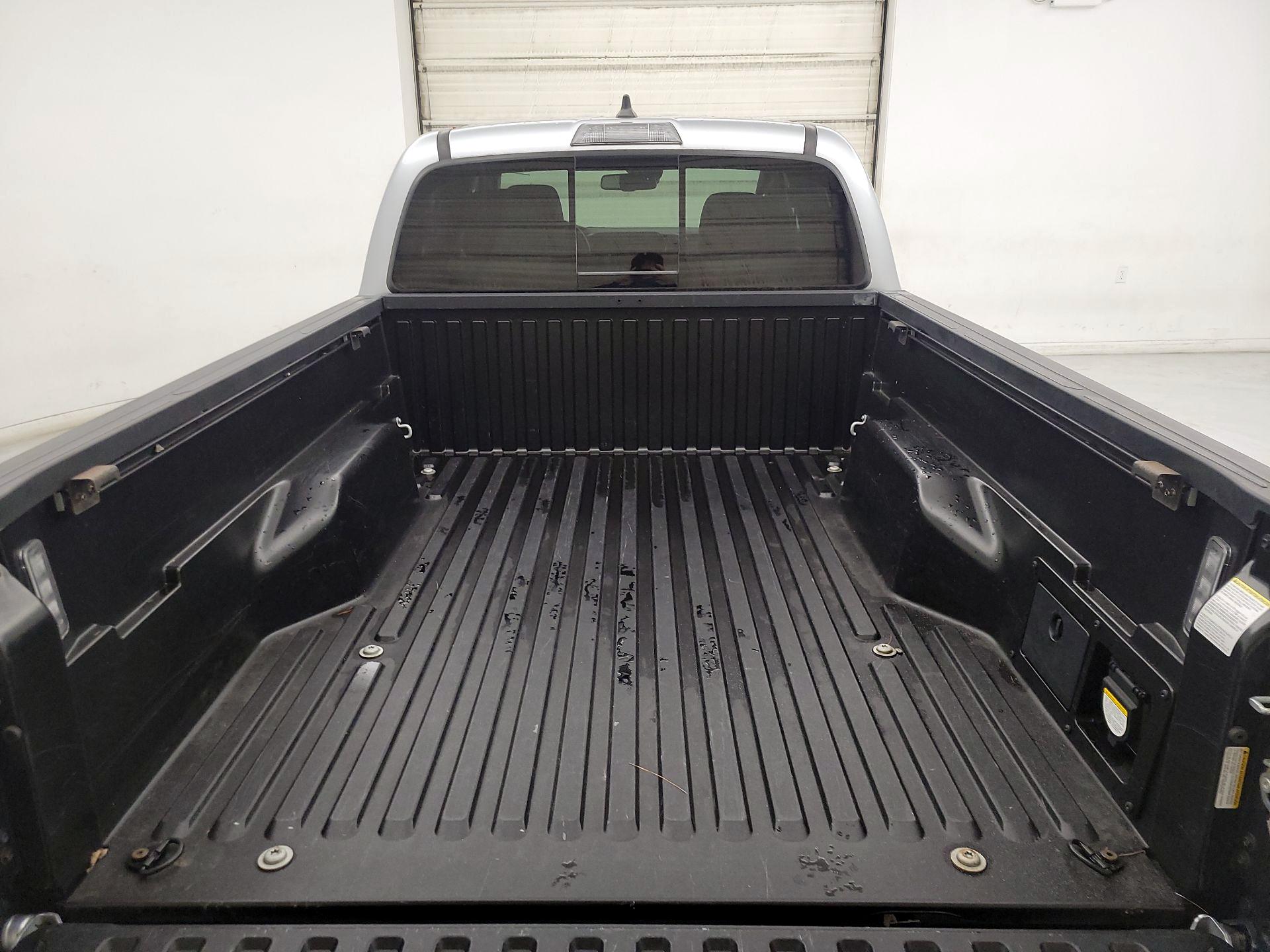 Thumbnail: 2022 Toyota Tacoma - 20