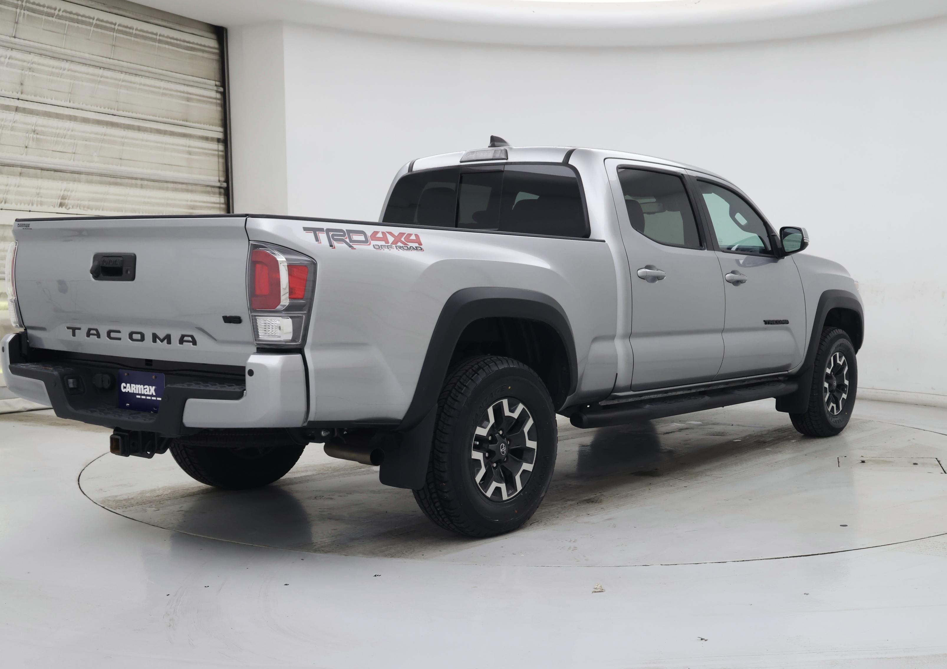 Thumbnail: 2022 Toyota Tacoma - 8